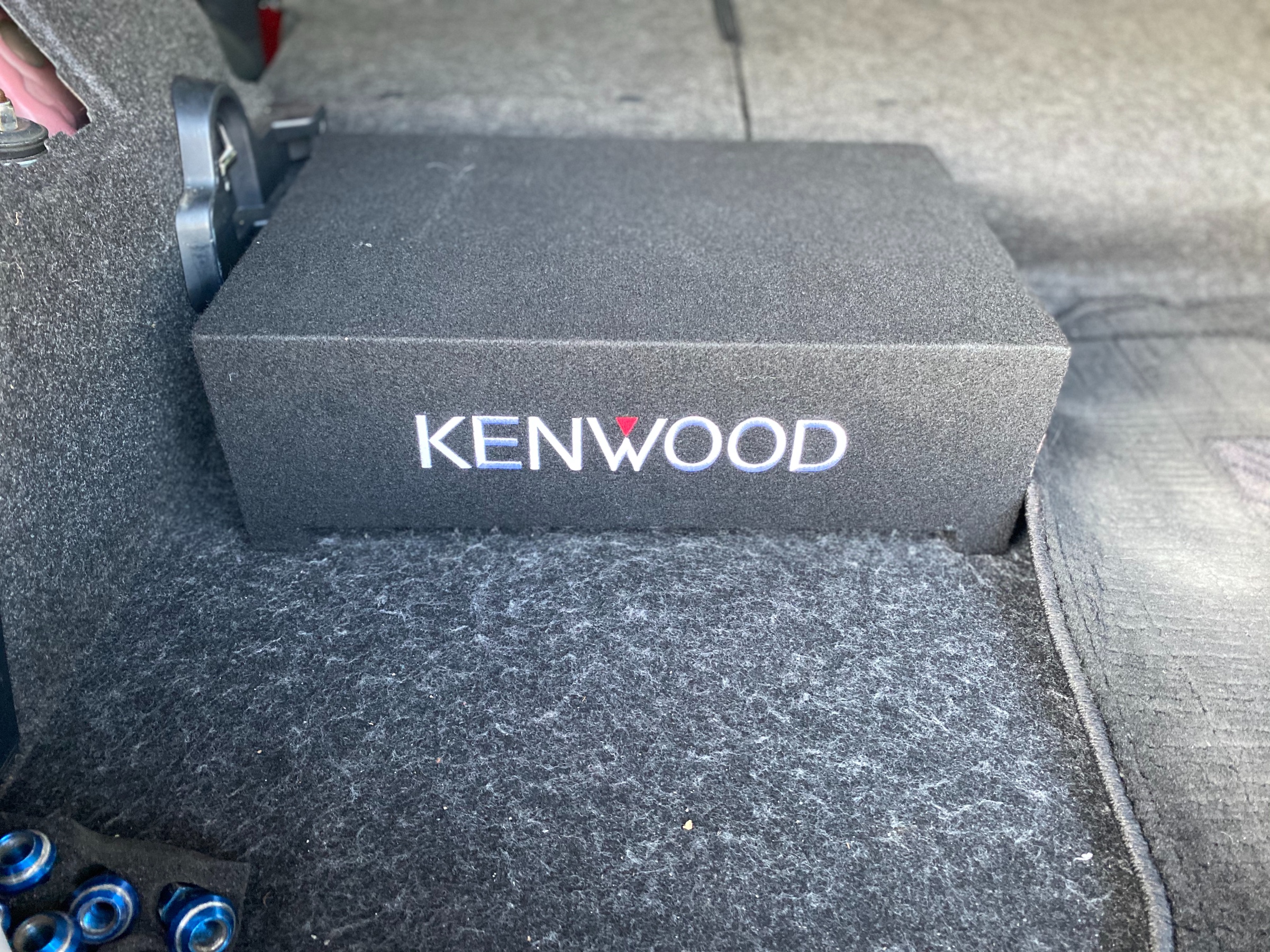 KENWOODチューンアップサブウーファー【KSC-SW40】取り付け