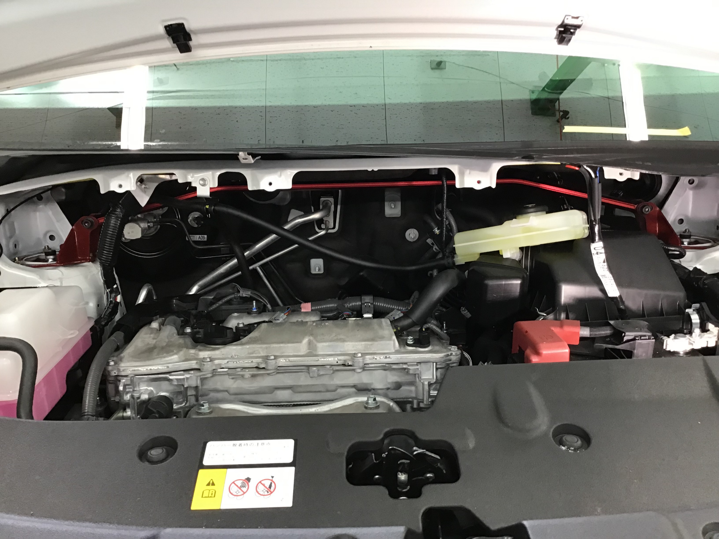 ヴェルファイアへ車高調取付！ラルグススペックＳ | トヨタ ヴェルファイア その他 パーツ取付 > サスペンション取付 | スタッフ日記 | タイヤ館  草津 | タイヤからはじまる、トータルカーメンテナンス タイヤ館グループ