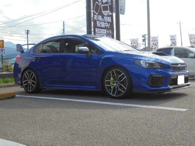 スバル Wrx Sti に車高調取付 スバル Wrx Sti その他 スタッフ日記 タイヤ館 柏崎 新潟県のタイヤ カー用品ショップ タイヤからはじまる トータルカーメンテナンス タイヤ館グループ