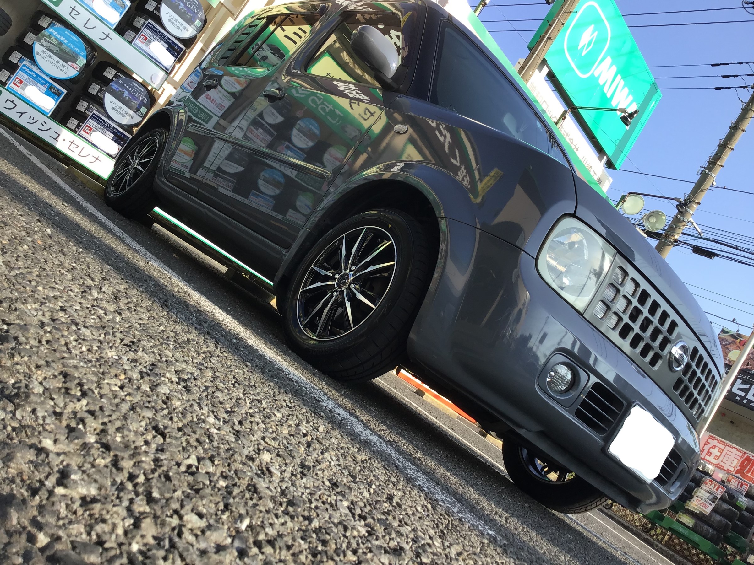 キューブ カーナビ＆ウーハー＆スピーカー取り付け♪ | 店舗お