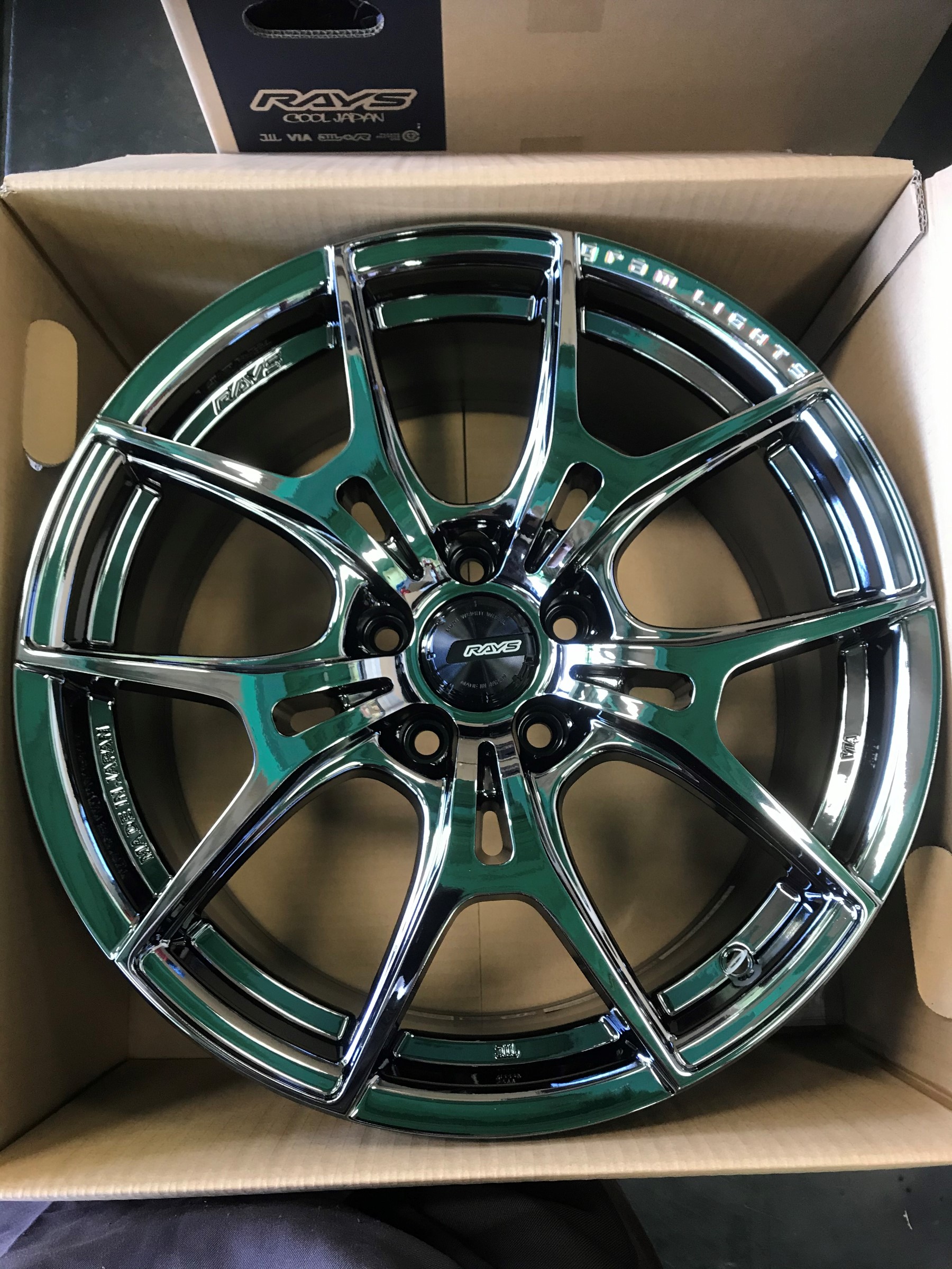 RAYS トヨタ 86 ZN6 ZN8/スバル BRZ ZC6 ZC8 当社指定輸入タイヤ