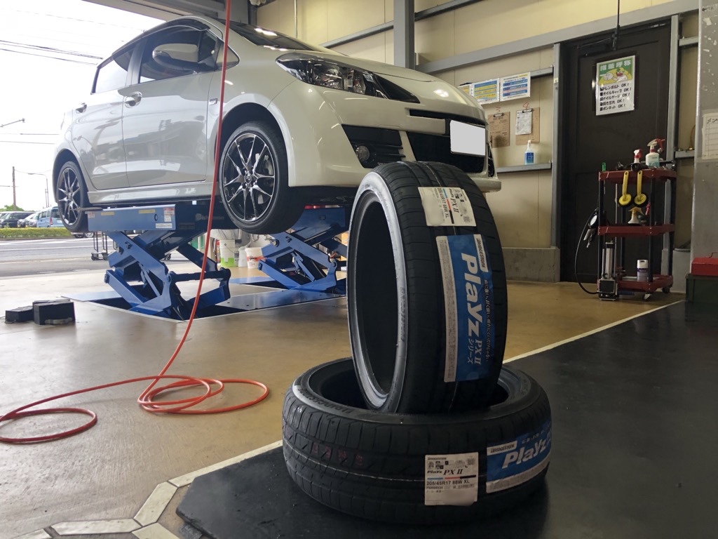 トヨタ ヴィッツ RS G's の タイヤ 交換 です♪ | トヨタ ヴィッツRS