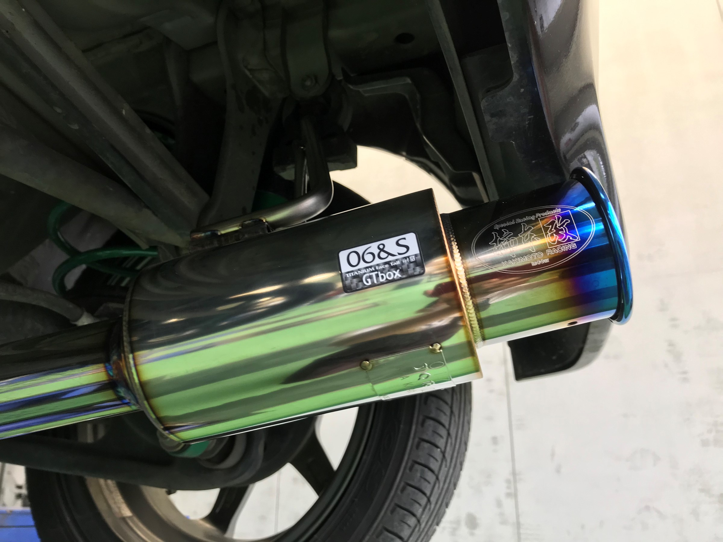 スズキ・パレットSW・MK21S】愛車のリヤビューが激変！マフラー交換の