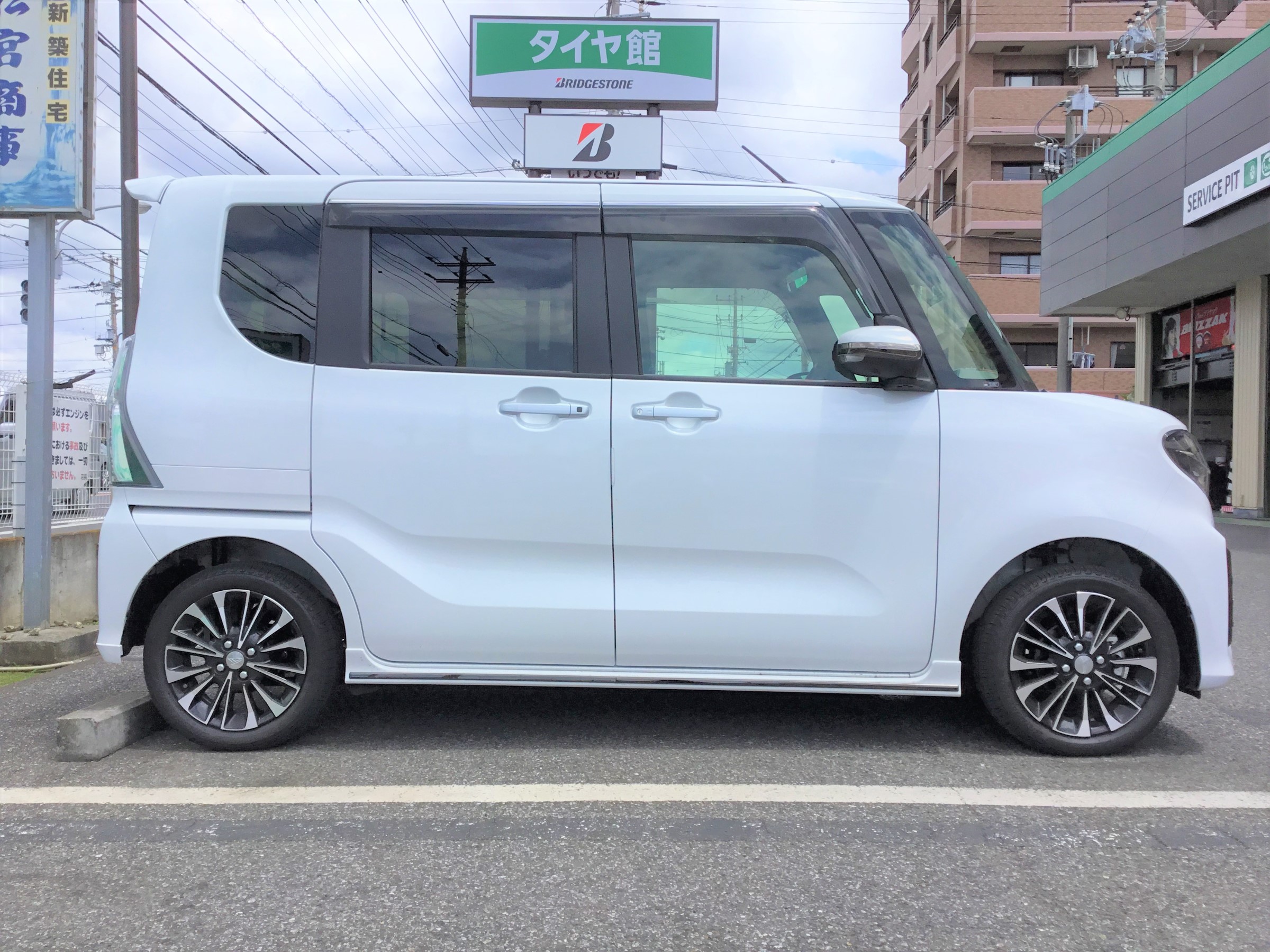 La660s型タント 車高調取り付け アライメント調整 ダイハツ タント その他 パーツ取付 サスペンション取付 技術サービスブログ タイヤ館 鎌ヶ谷 千葉県のタイヤ カー用品ショップ タイヤからはじまる トータルカーメンテナンス タイヤ館グループ