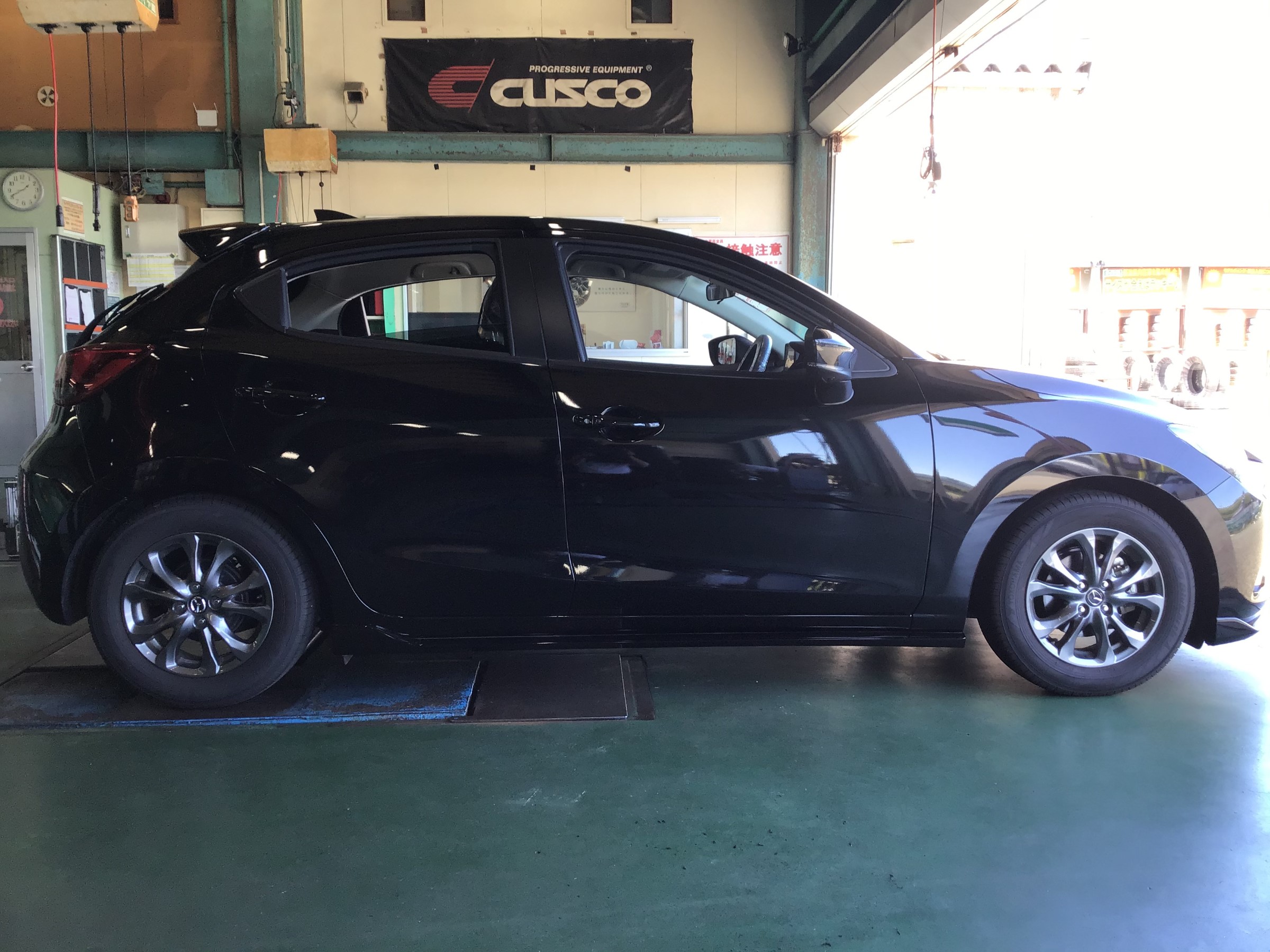 デミオ4WDに車高調を取り付けました。 | 店舗おススメ情報