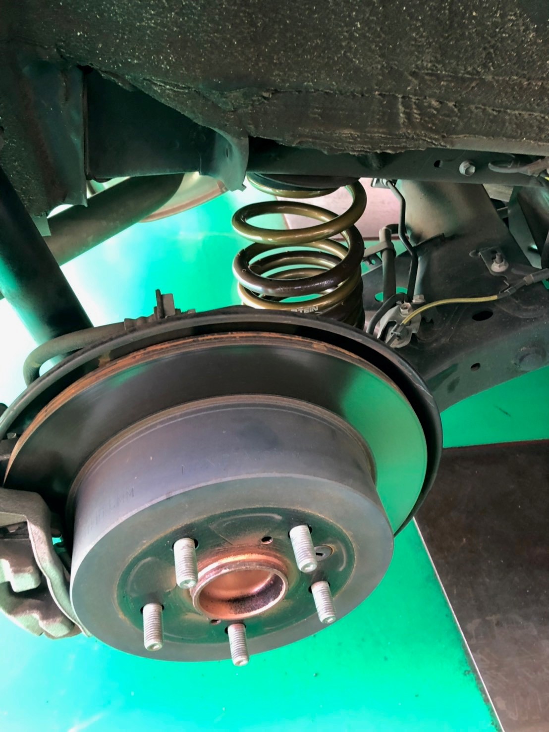 TEIN テイン　ダウンサス　80系 TEIN HIGH.TECH のパーツレビュー | ヴォクシー(エスだぶりゅ