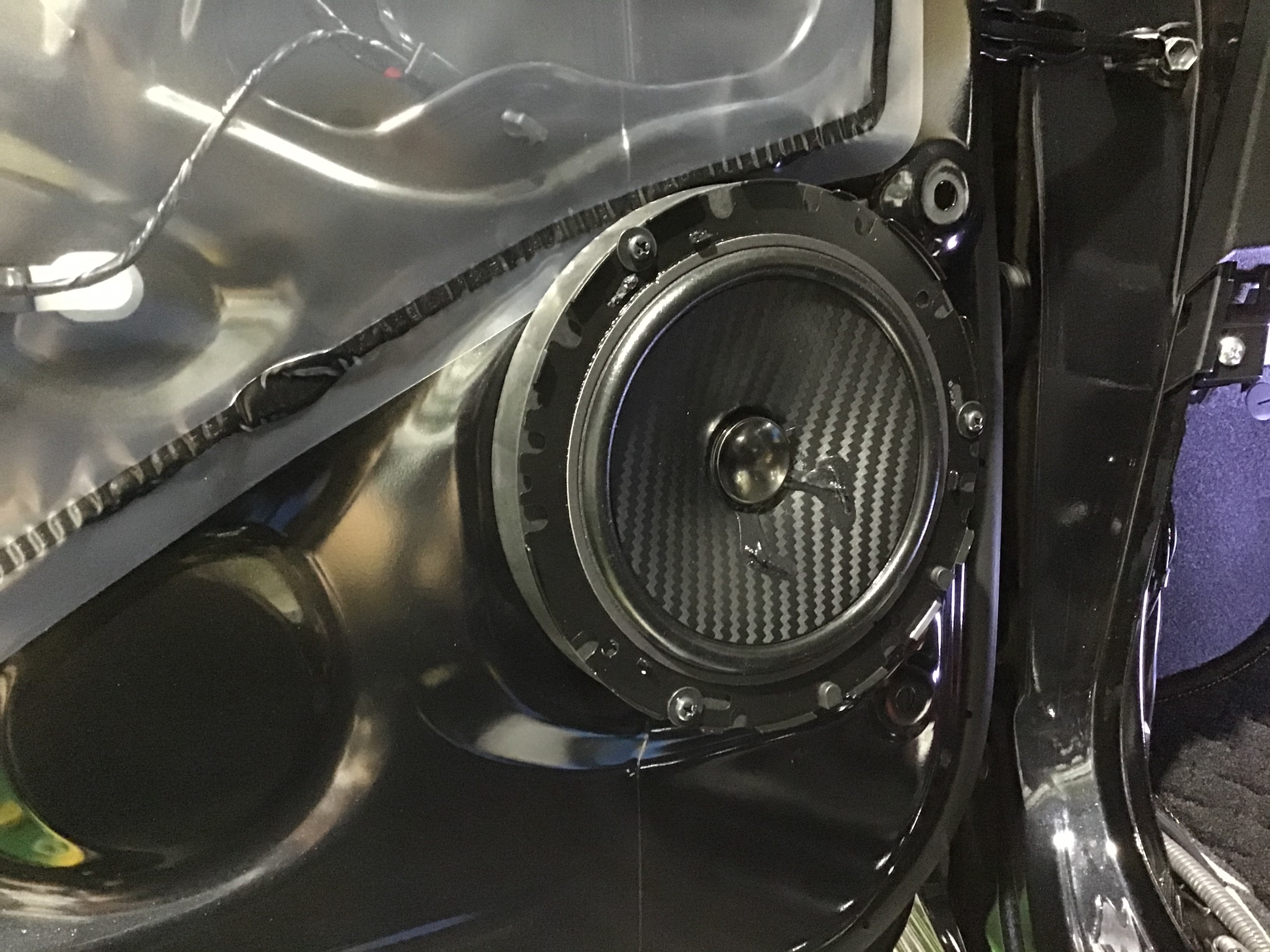 新型ジムニーも気持ちいい音で楽しもう スズキ ジムニー Av ナビ機器 カー用品取付 Av商品取付 スタッフ日記 タイヤ館 坂戸 タイヤからはじまる トータルカーメンテナンス タイヤ館グループ