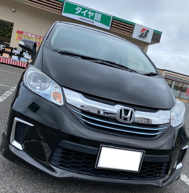 ホンダ フリードハイブリッド Gp3 エンジンオイル エアコンフィルター交換 ホンダ フリード メンテナンス商品 オイル関連 エンジンオイル交換 サービス事例 タイヤ館 西条 タイヤからはじまる トータルカーメンテナンス タイヤ館グループ
