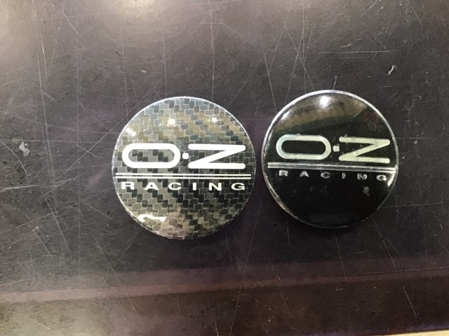 OZホイールのセンターキャップ | スバル インプレッサ ホイール パーツ