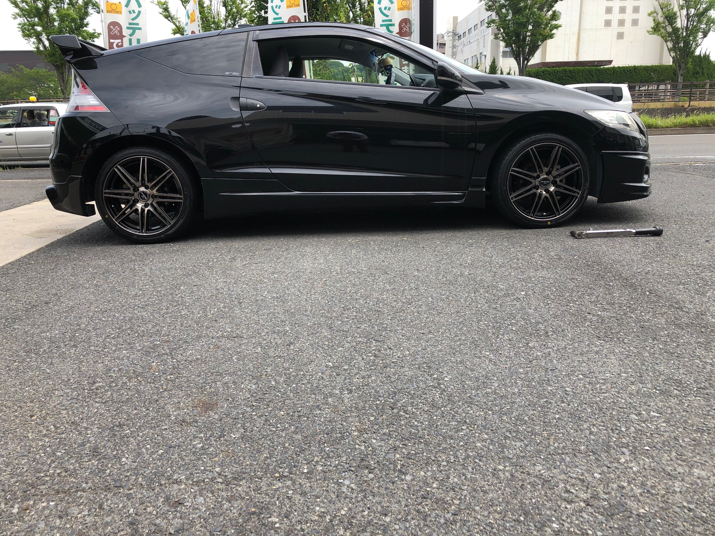 ホンダ CR-Z にタイヤホイールのお取り付け。 | ホンダ CR-Z ホイール