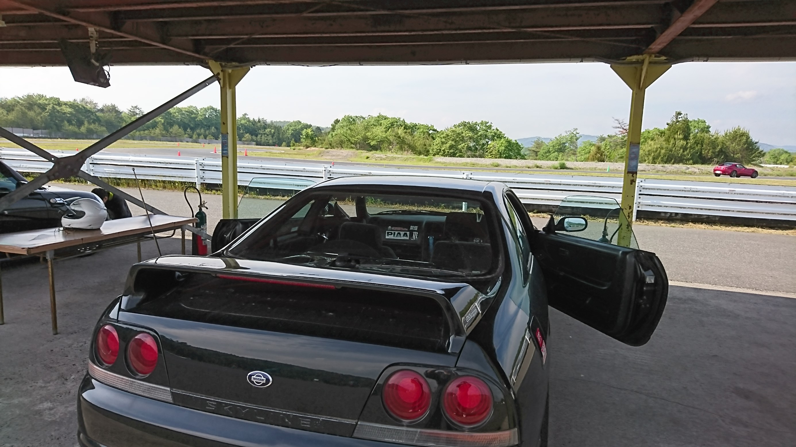タカタサーキットへ スタッフ日記 タイヤ館 福山 タイヤからはじまる トータルカーメンテナンス タイヤ館グループ