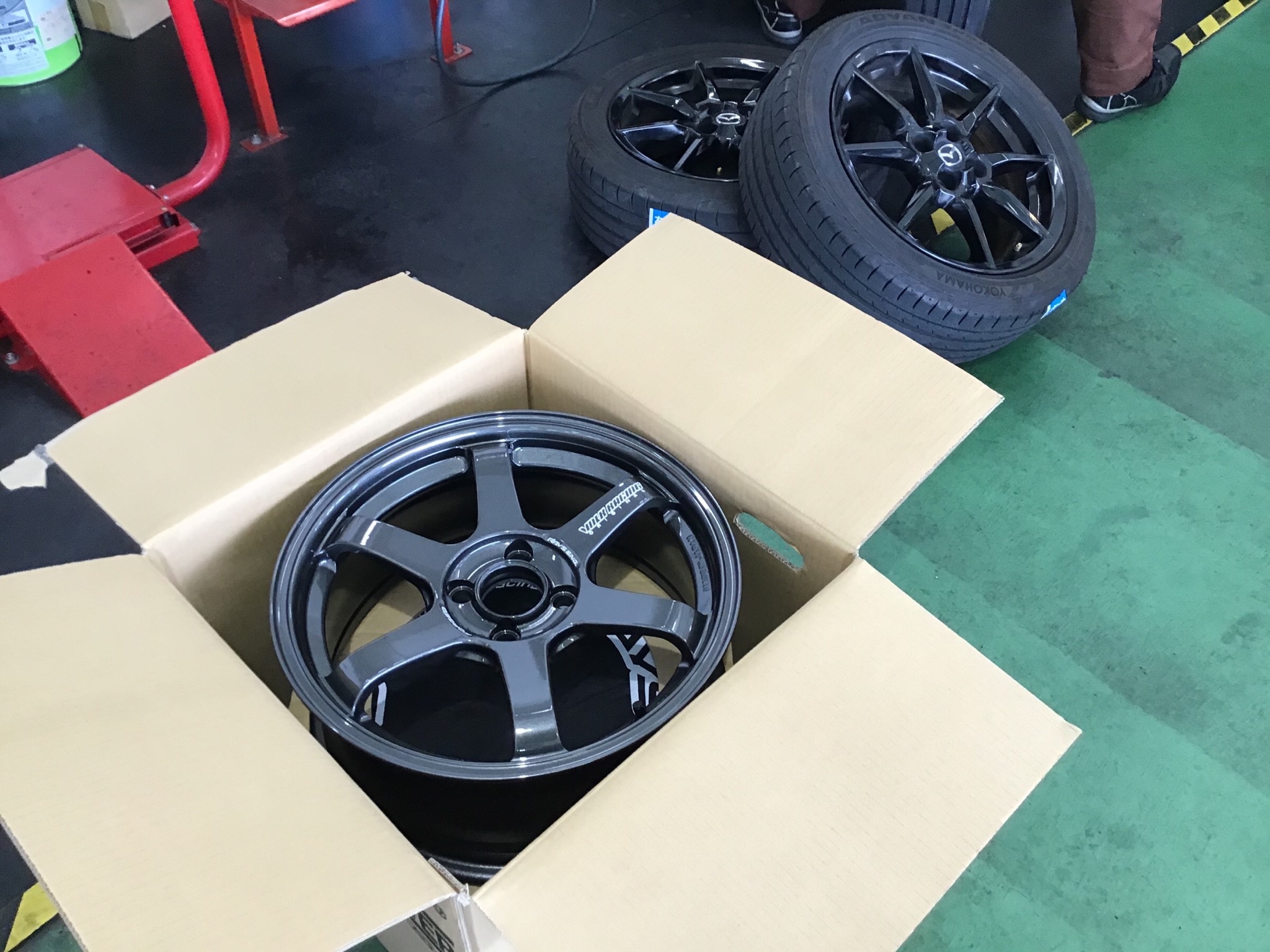 【美品】レイズ ボルクレーシング TE37 ホイール マツダ ロードスター レイズ ボルクレーシング TE37 ウルトラ X 22インチ