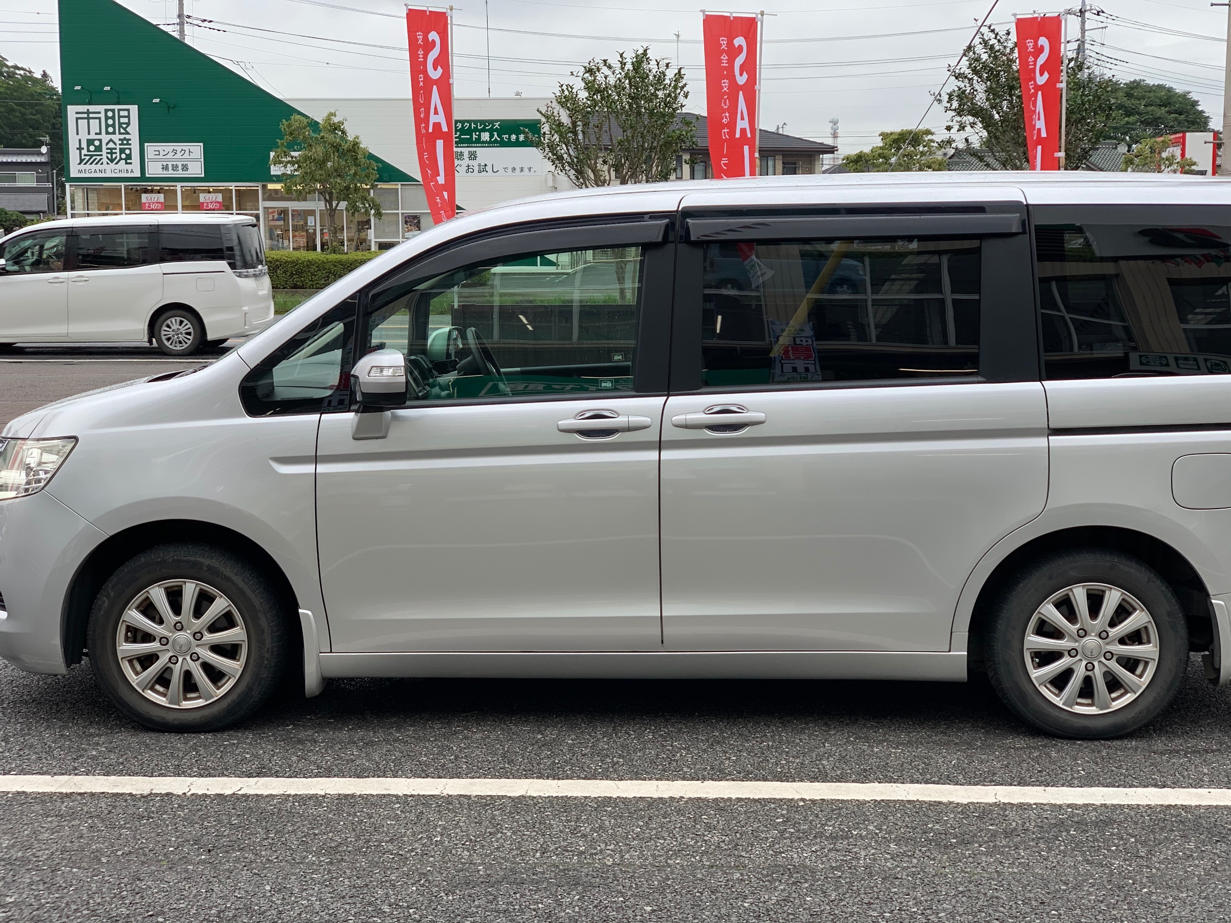 ホンダ RK1 ステップW】タイヤホイール交換です | ホンダ
