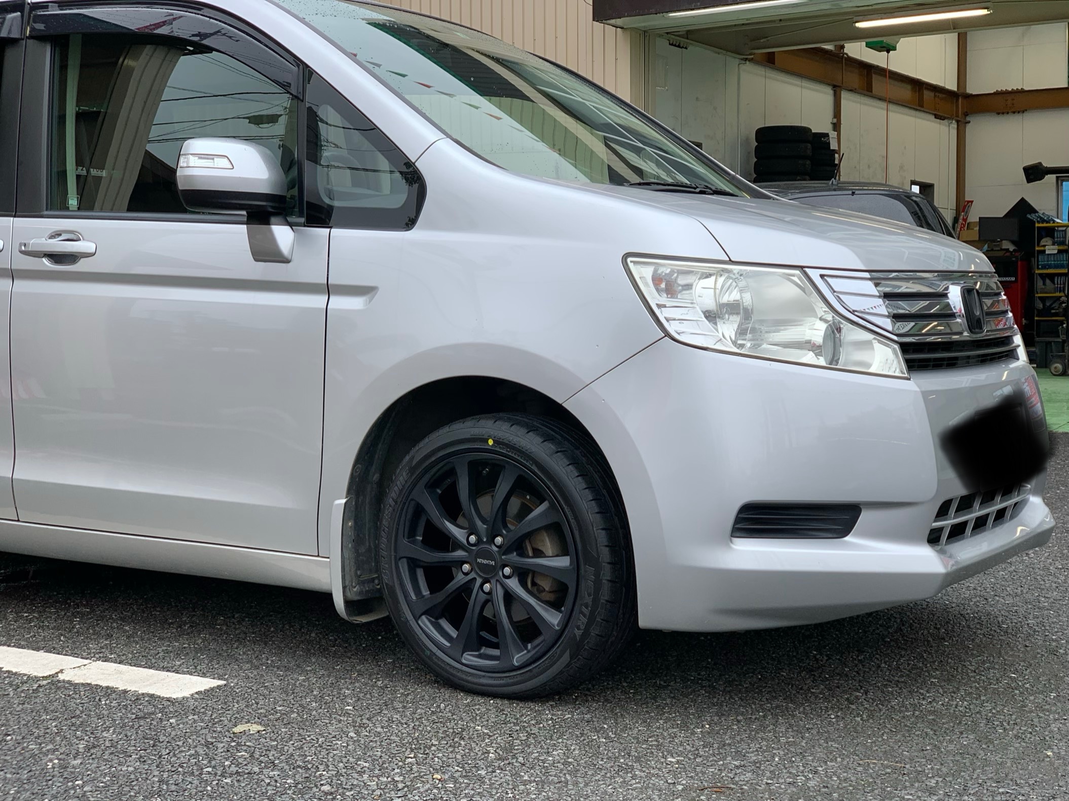 ホンダ RK1 ステップW】タイヤホイール交換です | ホンダ