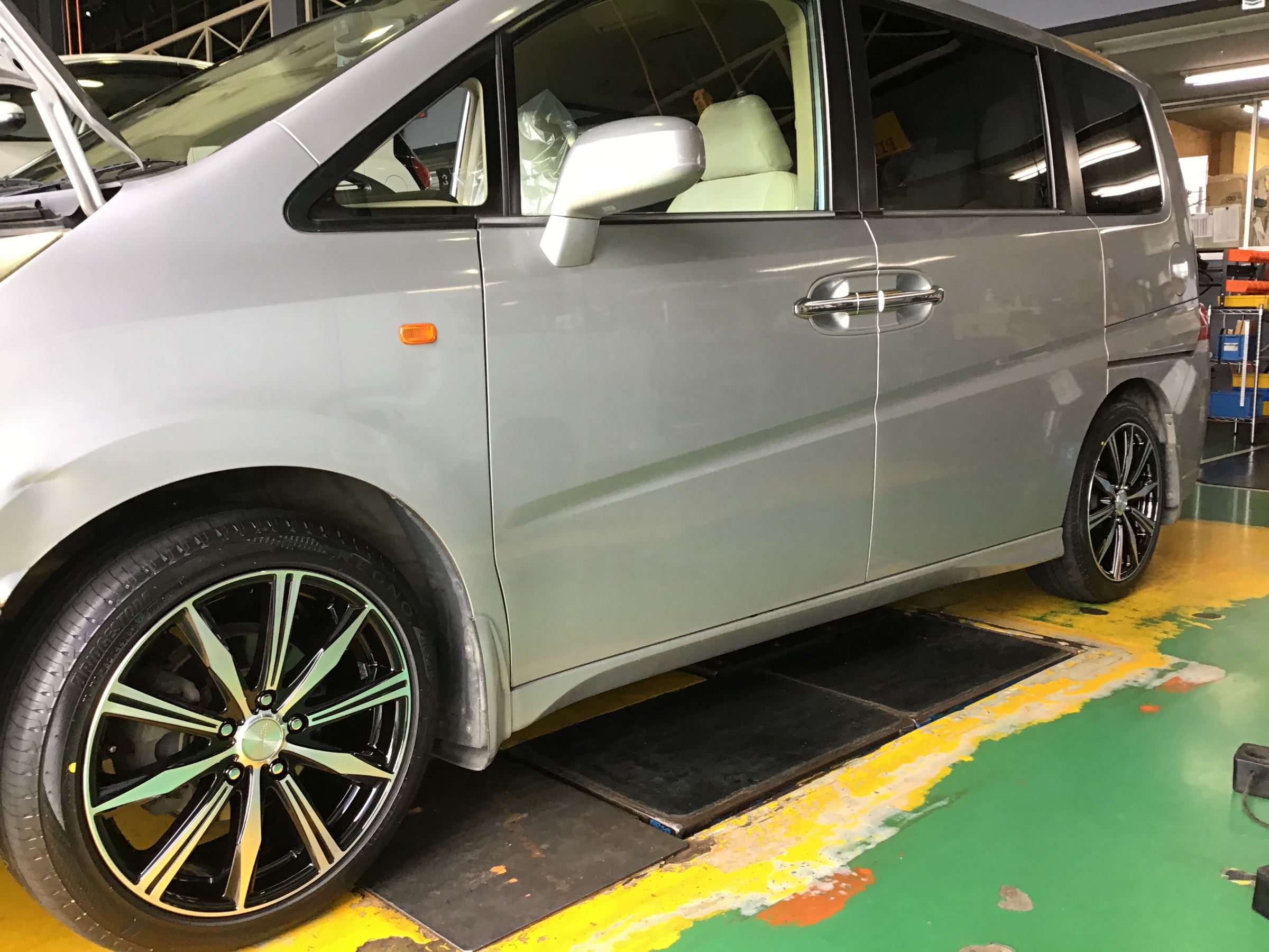 ステップワゴンホイールセット ホンダ ステップワゴン ホイール タイヤ ホイール関連 タイヤ ホイール交換 スタッフ日記 タイヤ館 川口 タイヤからはじまる トータルカーメンテナンス タイヤ館グループ