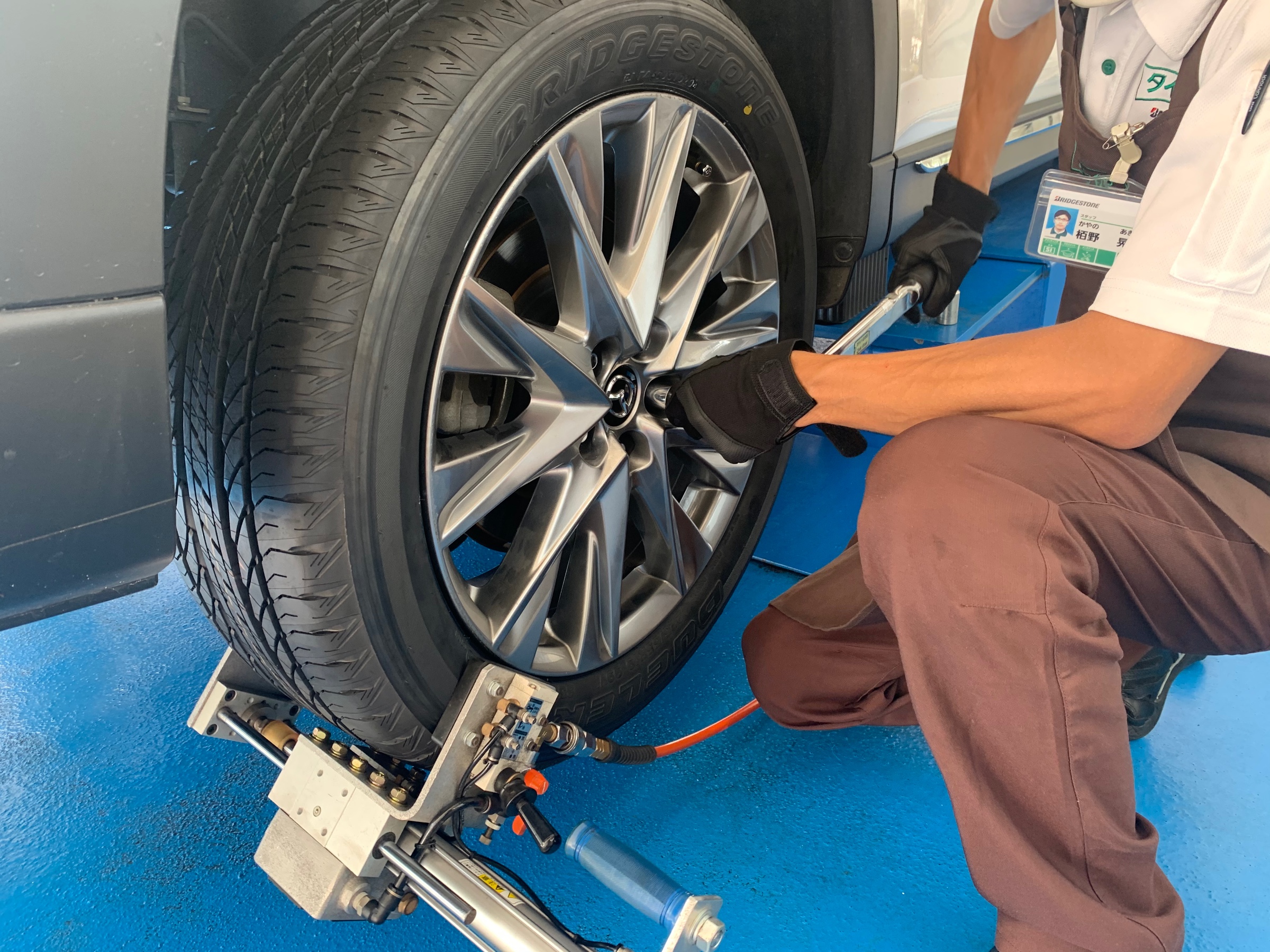 タイヤ交換と一緒に センターフィット取付もオススメです スタッフ日記 タイヤ館 矢野 タイヤからはじまる トータルカーメンテナンス タイヤ館グループ