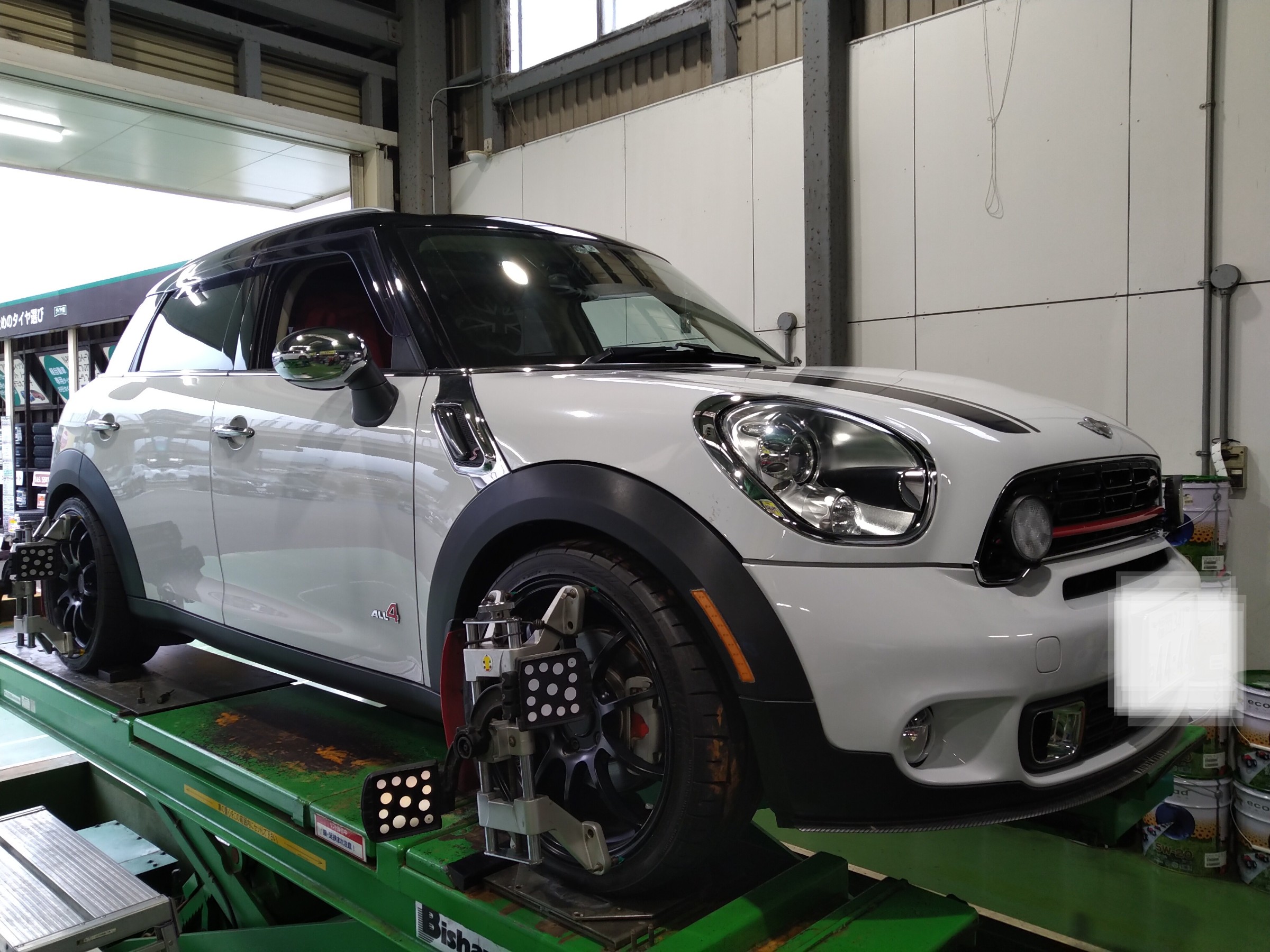 車高調キット ダウンサス 純正ショック ミニ クロスオーバー オール4 ミニ クーパー クロスオーバー その他 パーツ取付 足回り関係取付 サービス事例 タイヤ館 次郎丸 タイヤからはじまる トータルカーメンテナンス タイヤ館グループ