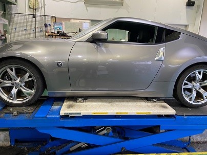 フェアレディZ（Z34）ウェッズスポーツRN55-M取り付け | 店舗お