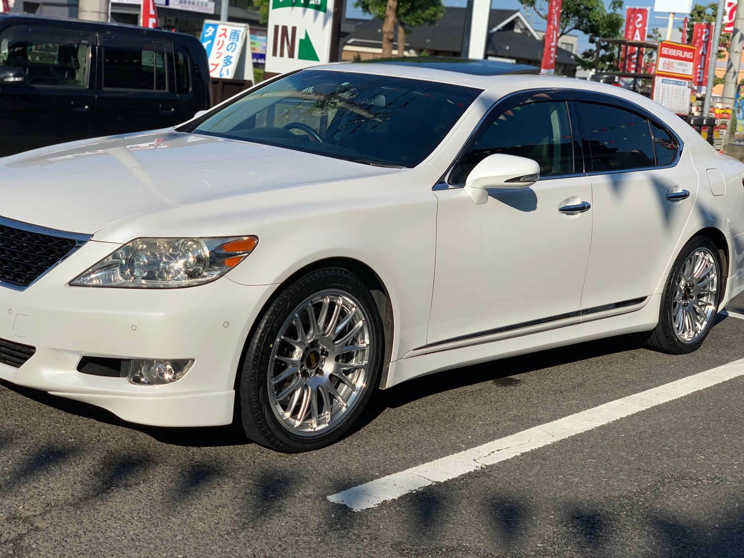 レクサス LS460】BBS レグノGR-XⅡ | 店舗おススメ情報 | タイヤ レクサス LS460】BBS レグノGR-XⅡ | 店舗おススメ情報 | タイヤ