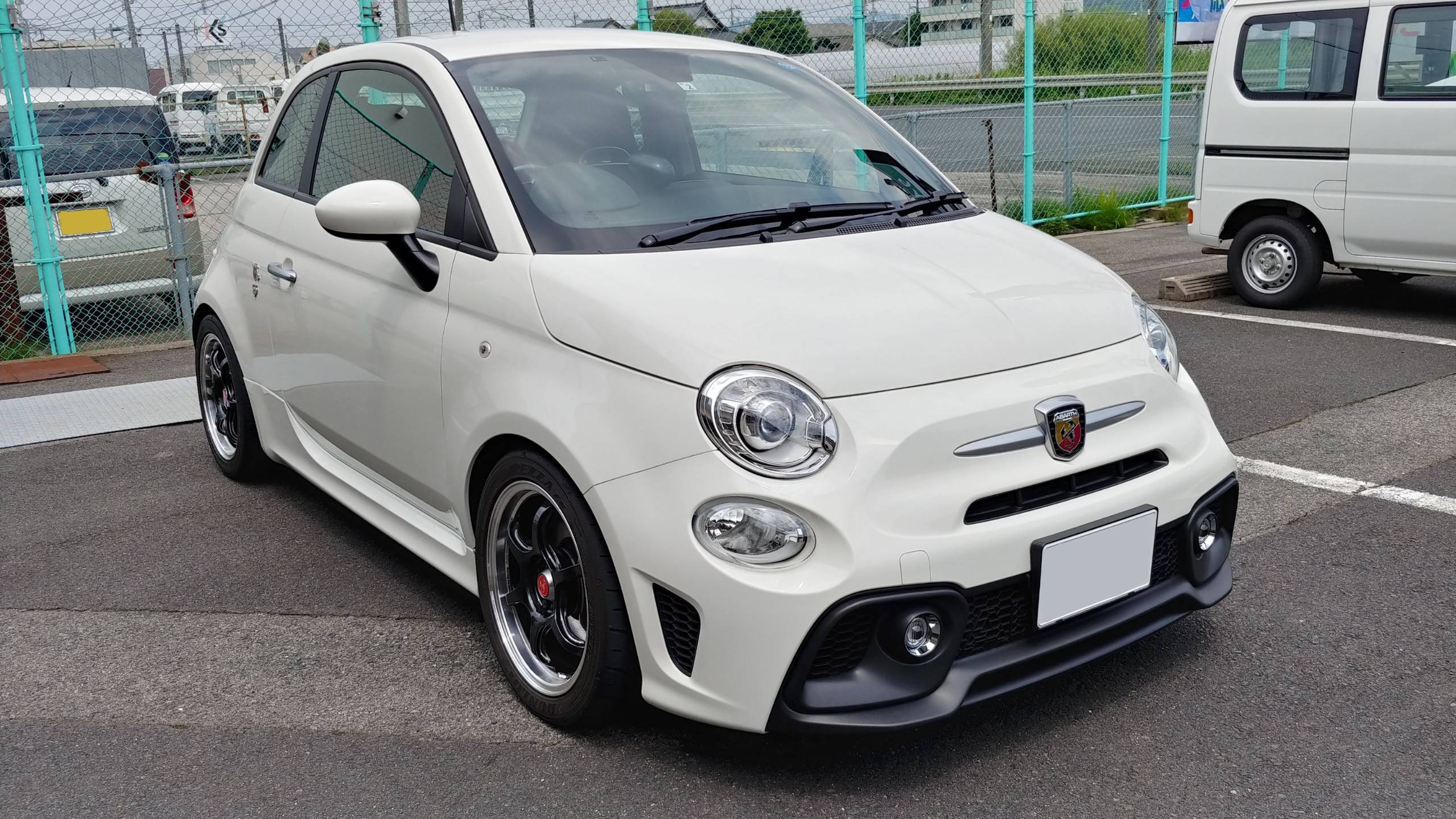 2021年レディースファッション福袋特集 <br>SPOON スプーン リジカラ フロント <br>ABARTH 595C 312141,312142,31214T  2WD