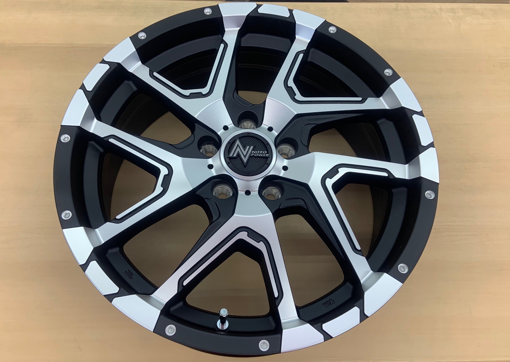 ☆MID 新作アルミ☆ | 店舗おススメ情報 | タイヤ館 古国府（大分県）