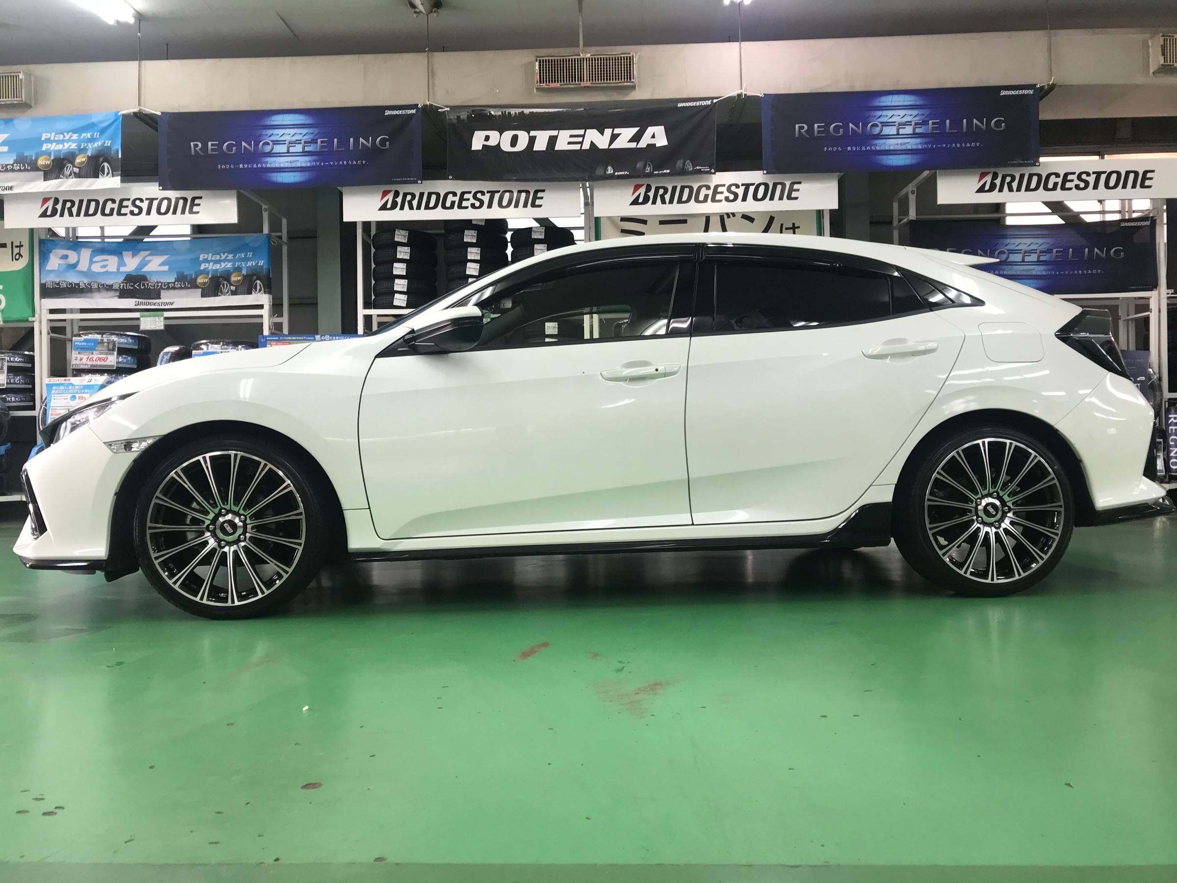 シビックｆｋ７に無限ｍｄａ スタッフ日記 タイヤ館 高島平 東京都のタイヤ カー用品ショップ タイヤからはじまる トータルカーメンテナンス タイヤ館グループ