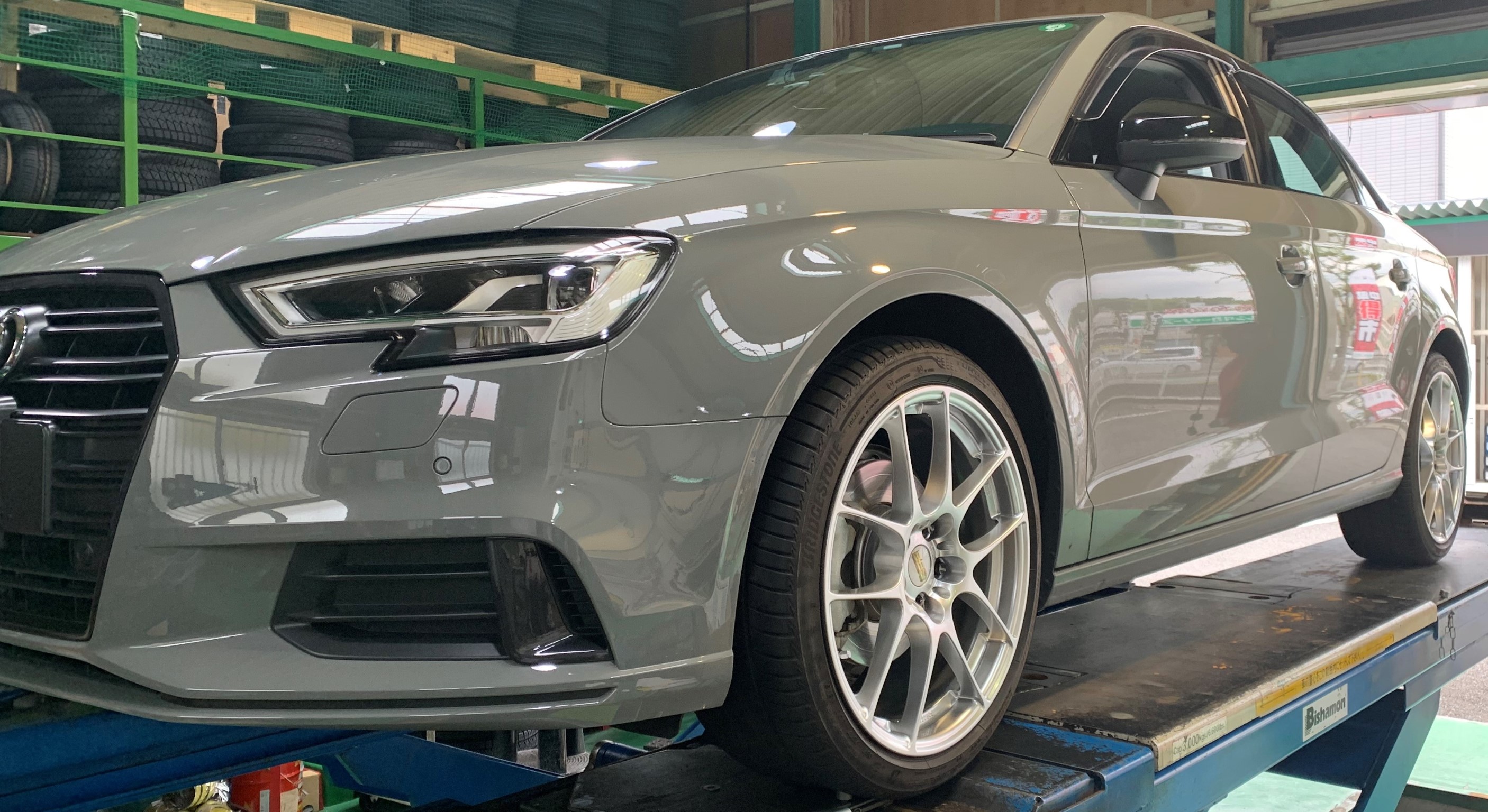 Audi A3 black styling DBA-8VにBBS RF | 店舗おススメ情報