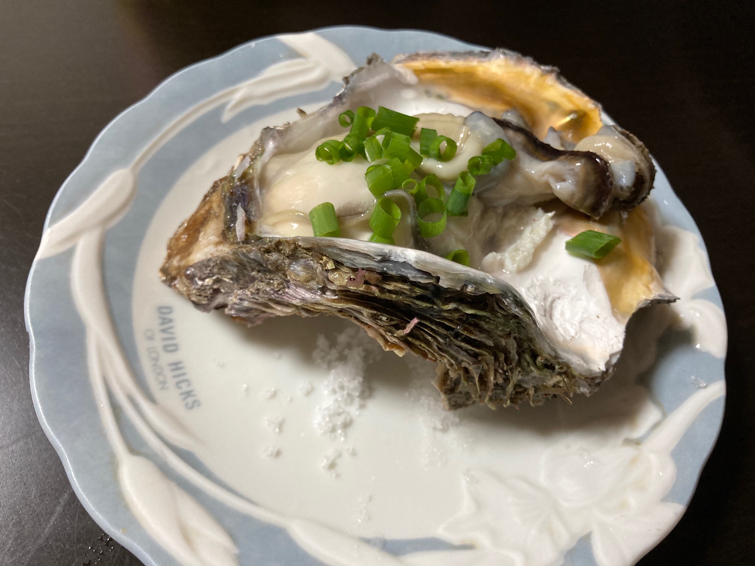 大洗産岩牡蠣食べました 日立大みか店日記 タイヤ館 日立 大みか 茨城県のタイヤ カー用品ショップ タイヤからはじまる トータルカーメンテナンス タイヤ館グループ