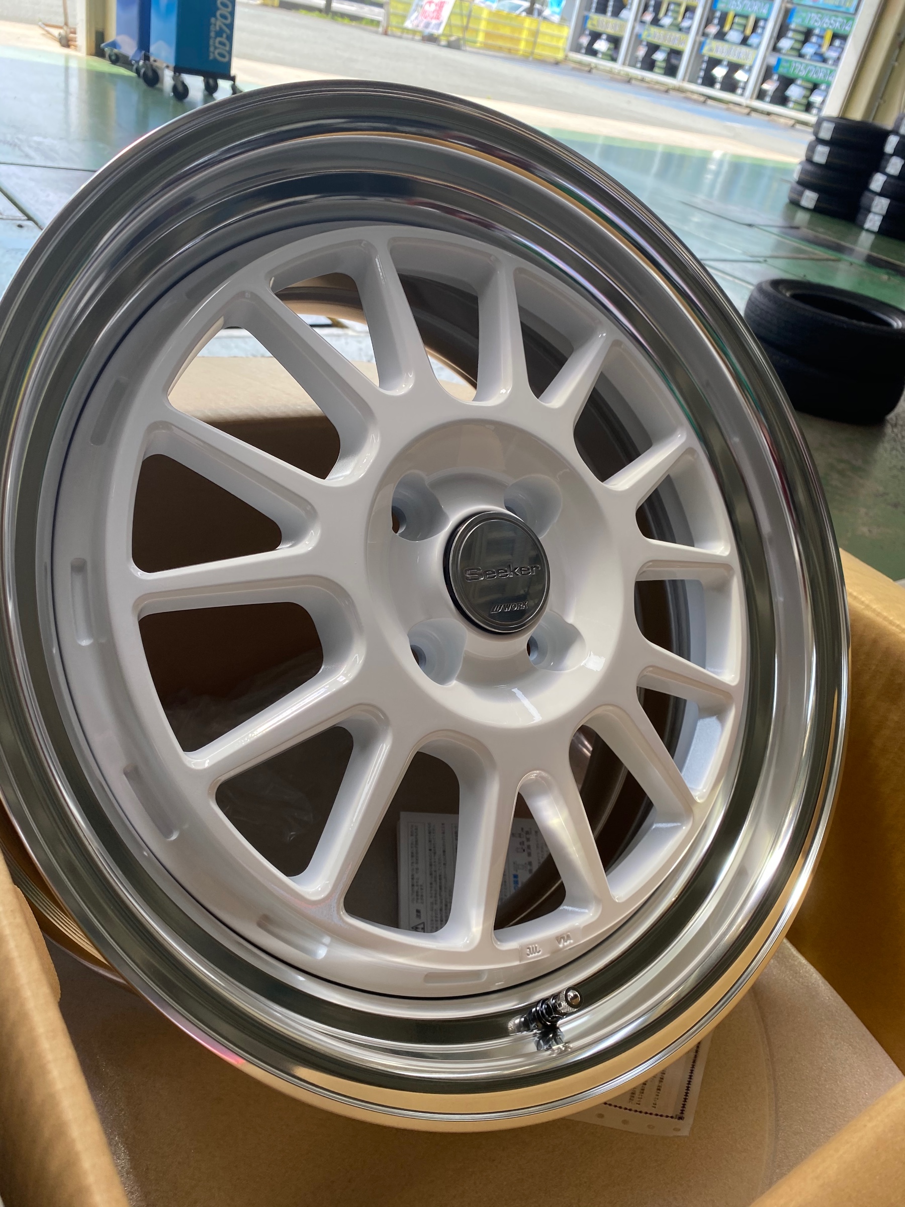 タイヤ・ホイール work seeker FX Seeker FX｜PRODUCT INFORMATION｜WORK COMPANY LIMITED