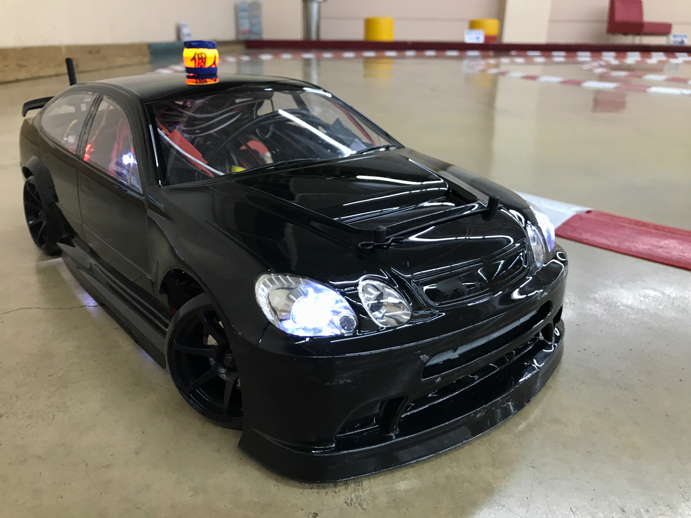 自動車模型としても楽しいラジコン | 店舗おススメ情報 | タイヤ館