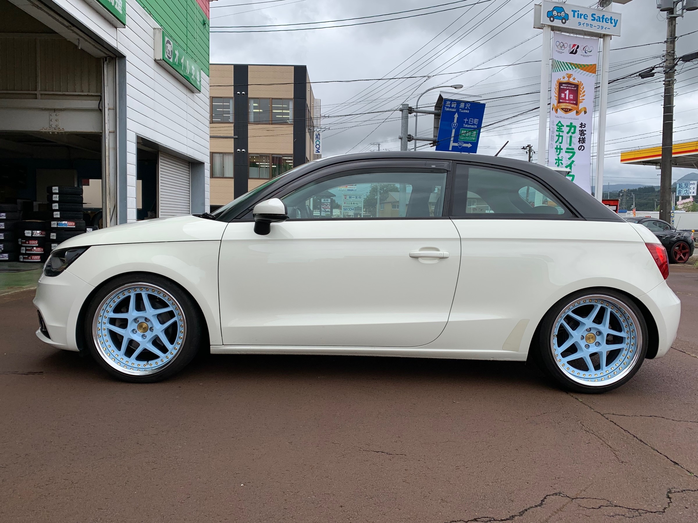 ハッピープライス Audi A1/S1 用 １８インチ アルミホイールタイヤ www