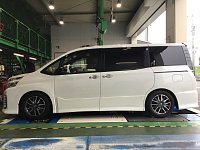 ★美品★ 80 ヴォクシー タイヤ ホイールセット 楽天市場】ヴォクシー 80 19インチ（ホイール｜タイヤ・ホイール