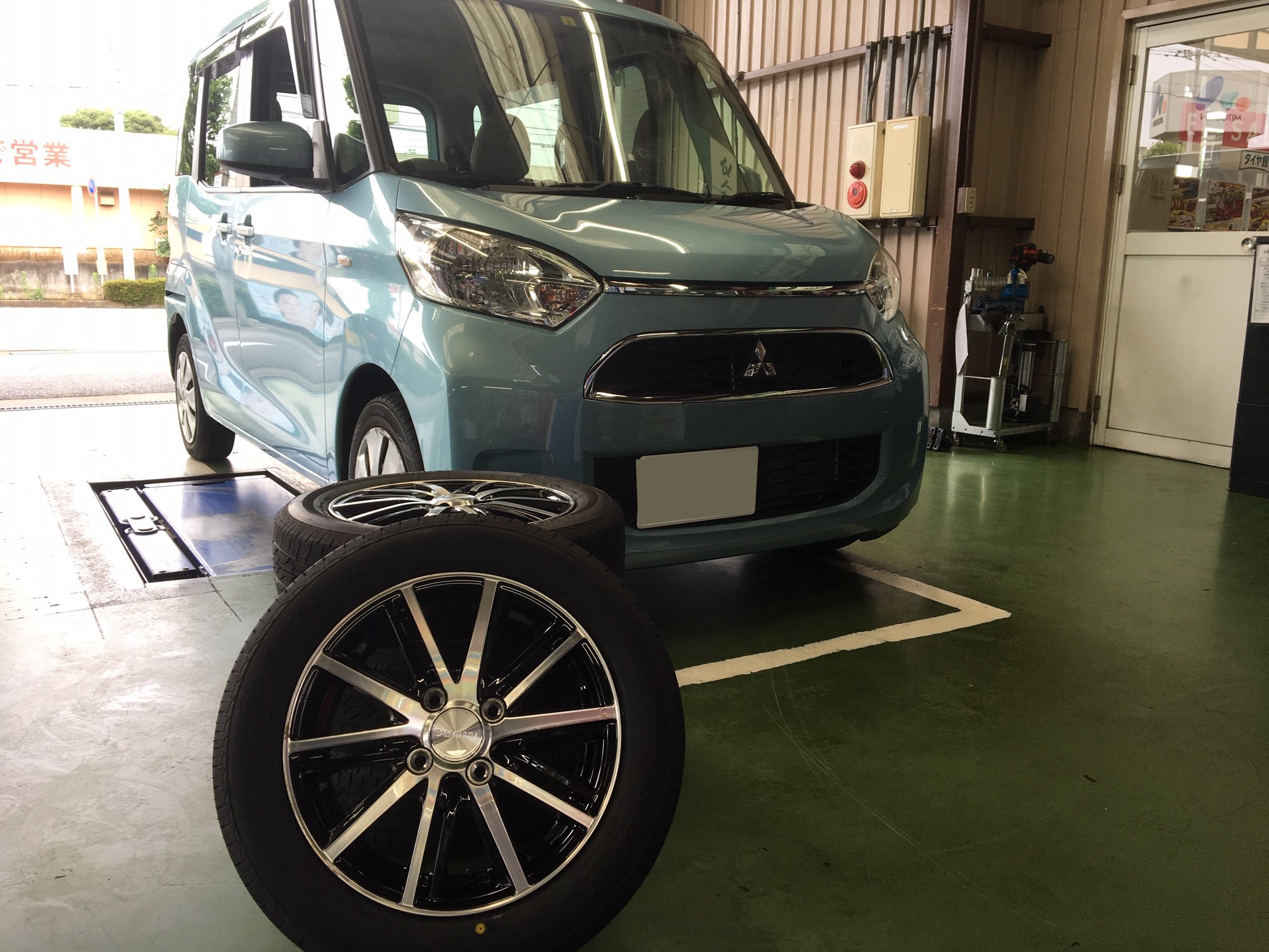 ミツビシ・EKスペース・B11A】 タイヤ、ホイール交換 | 三菱 eK