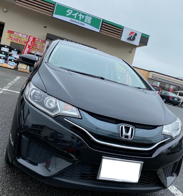 ホンダ フィット Gk3 タイヤ交換 ホンダ フィット タイヤ タイヤ ホイール関連 タイヤ ホイール交換 サービス事例 タイヤ館 西条 タイヤからはじまる トータルカーメンテナンス タイヤ館グループ
