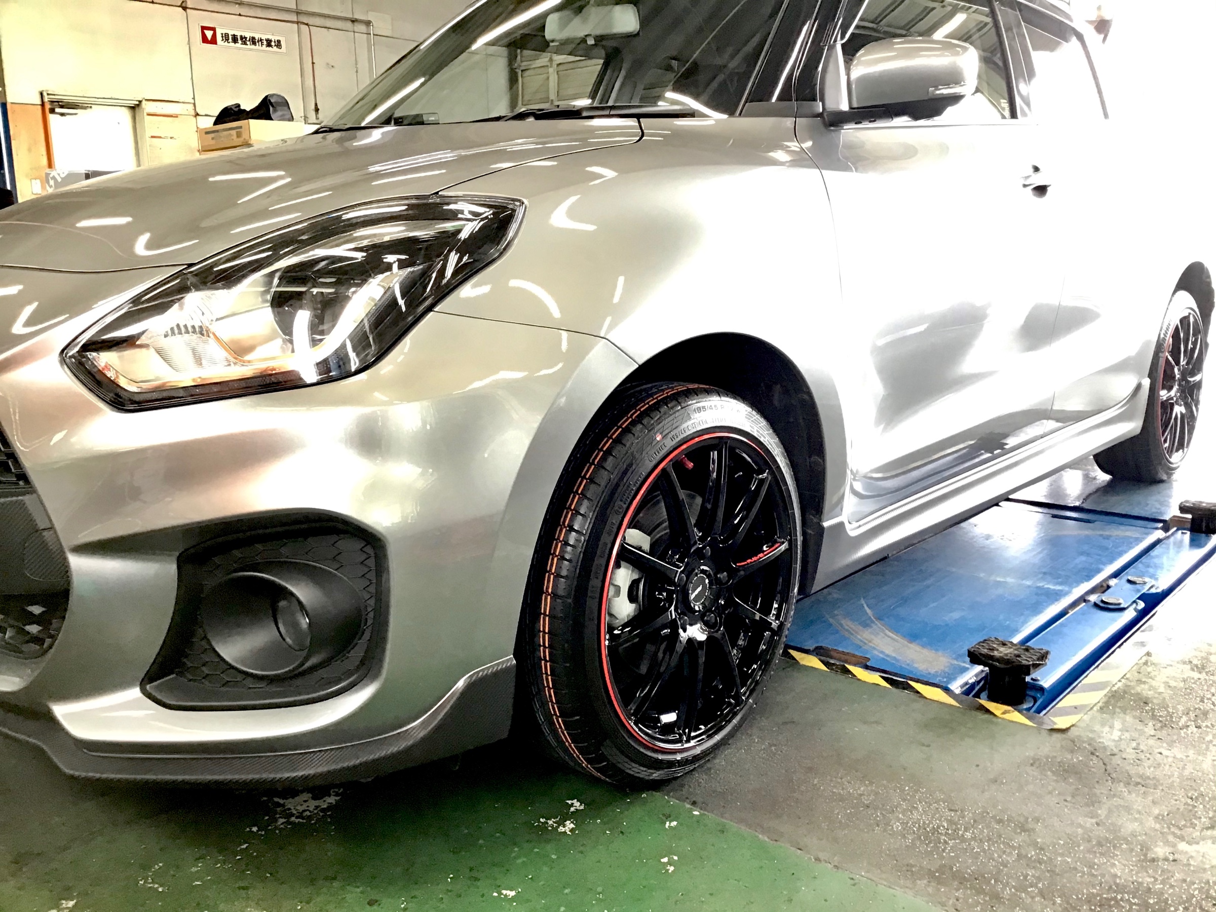 スイフト スポーツにrays Gram Lights 57transcend Rev Limit Edition お取付 スズキ スイフト スポーツ ホイール タイヤ ホイール関連 タイヤ ホイール交換 サービス事例 タイヤ館 秋田仁井田 秋田県のタイヤ カー用品ショップ タイヤからはじまる