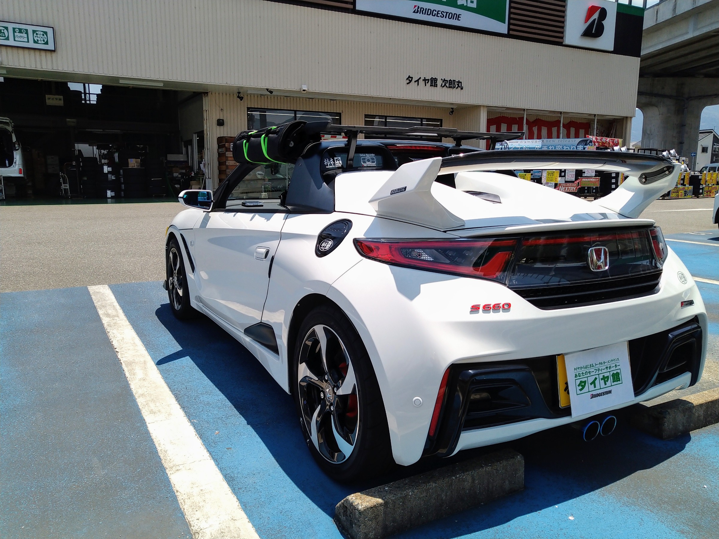 タイヤ ホイールセット ワーク マイスター2ピース カスタムオーダー ホンダｓ660装着致しました ホンダ S660 タイヤ タイヤ ホイール関連 タイヤ ホイール交換 サービス事例 タイヤ館 次郎丸 タイヤからはじまる トータルカーメンテナンス