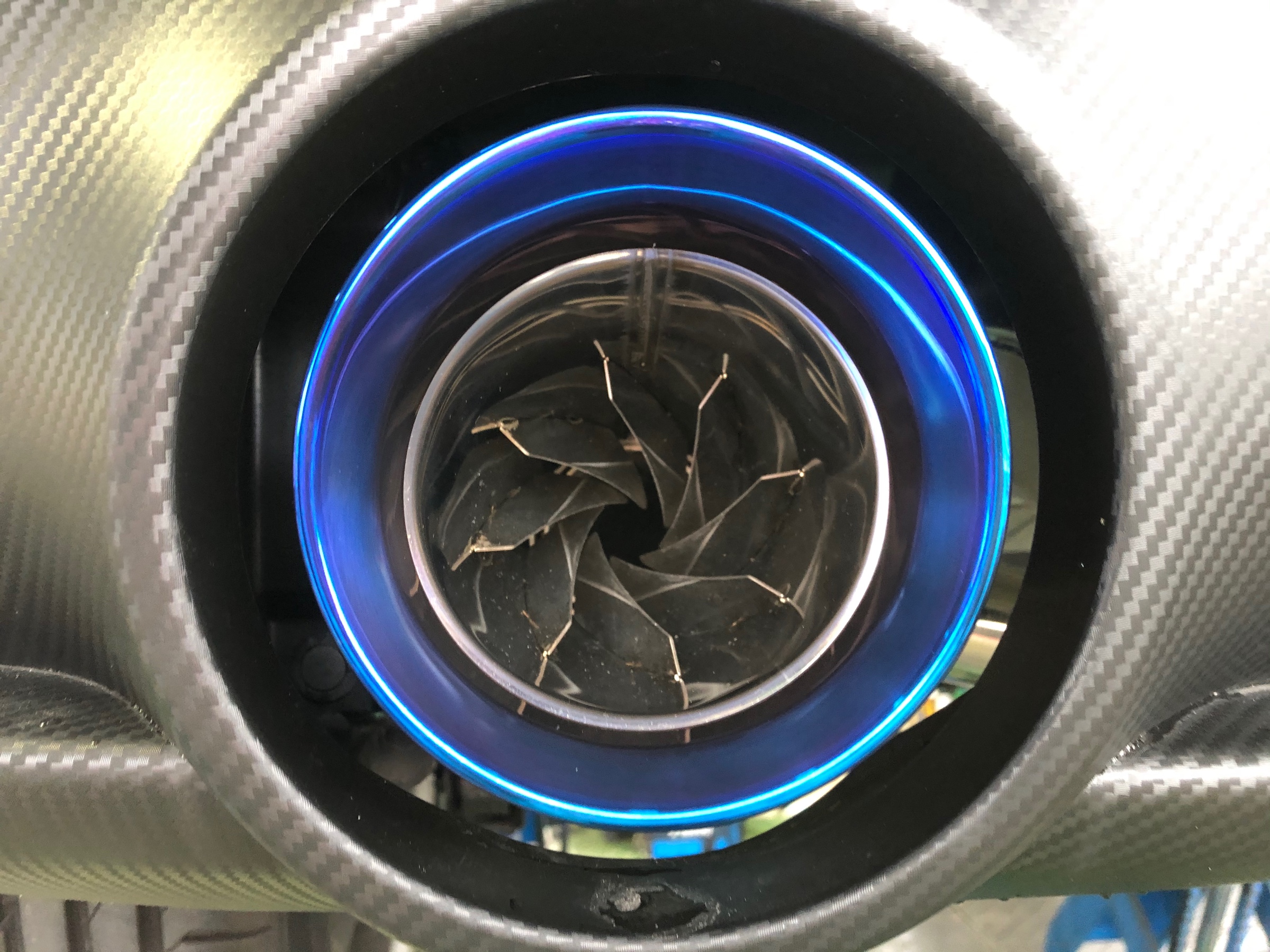 Zc33s スイフトスポーツマフラー交換 スズキ スイフト スポーツ パーツ取付 各種用品取付 サービス事例 タイヤ館 加古川中央 兵庫県のタイヤ カー用品ショップ タイヤからはじまる トータルカーメンテナンス タイヤ館グループ