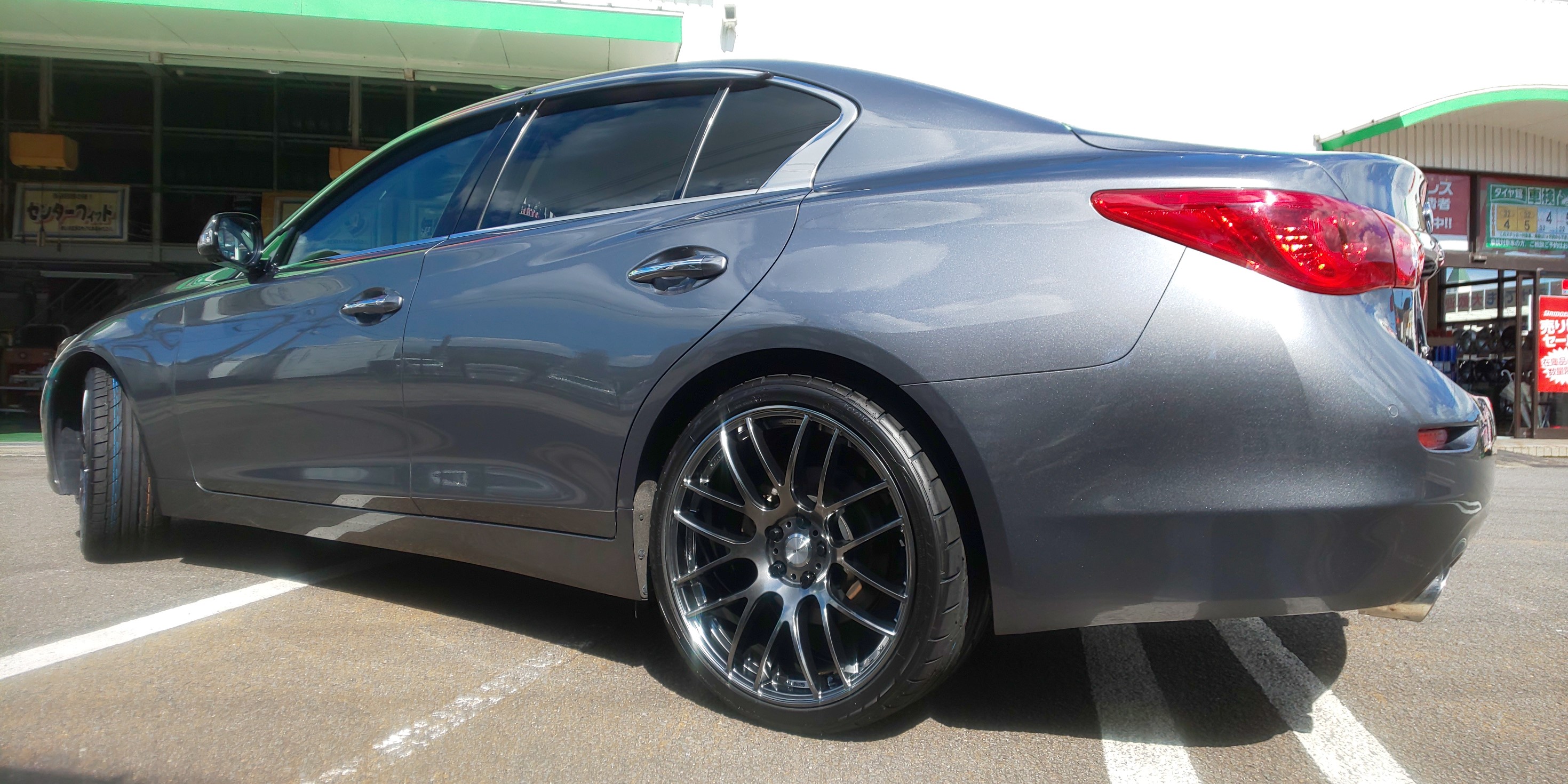 WORK エモーション M8R 20インチ | サービス事例 | タイヤ館 諫早