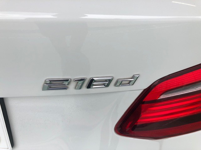 BMW F45 218d 前後ブレーキパッド交換 | BMW 2シリーズ | サービス事例 | タイヤ館 多摩境 | タイヤからはじまる、トータルカーメンテナンス タイヤ館グループ BMW F45 218d 前後ブレーキパッド交換 | BMW 2シリーズ | サービス事例 | タイヤ館 多摩境 | タイヤからはじまる、トータルカーメンテナンス タイヤ館グループ