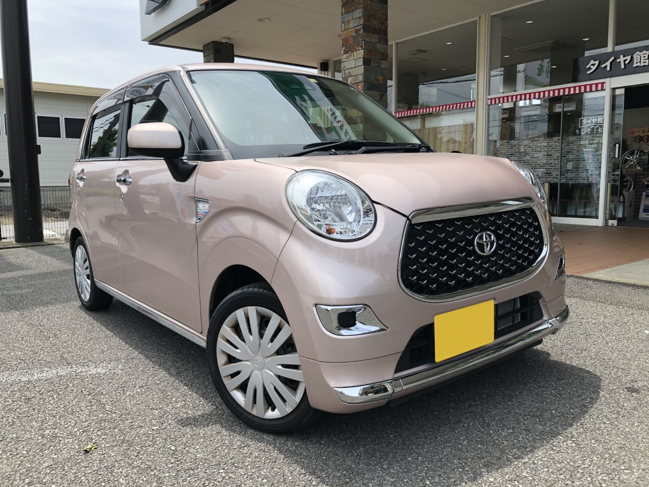 ダイハツ キャスト La250s ドライブレコーダー取付け ダイハツ キャスト カー用品取付 ドライブレコーダー取付 サービス事例 タイヤ館 うしく上柏田 茨城県のタイヤ カー用品ショップ タイヤからはじまる トータルカーメンテナンス タイヤ館グループ