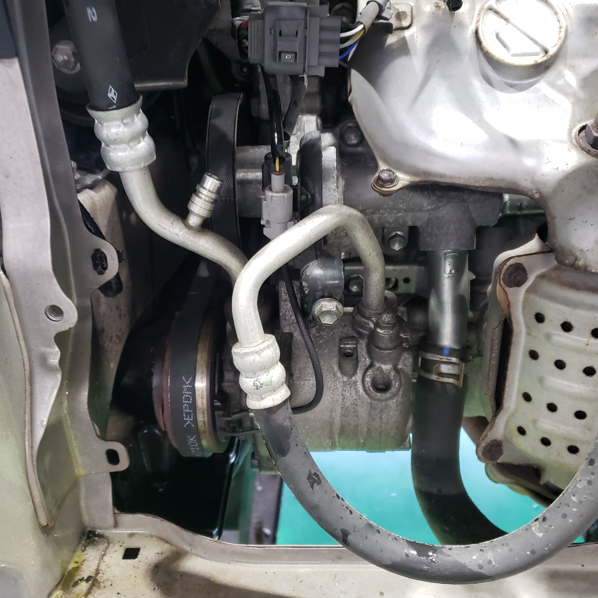 日産 ルークス エアコンコンプレッサー交換しましたっ！ | 技術サービス施工事例 | タイヤ館 福岡東 |  タイヤからはじまる、トータルカーメンテナンス タイヤ館グループ
