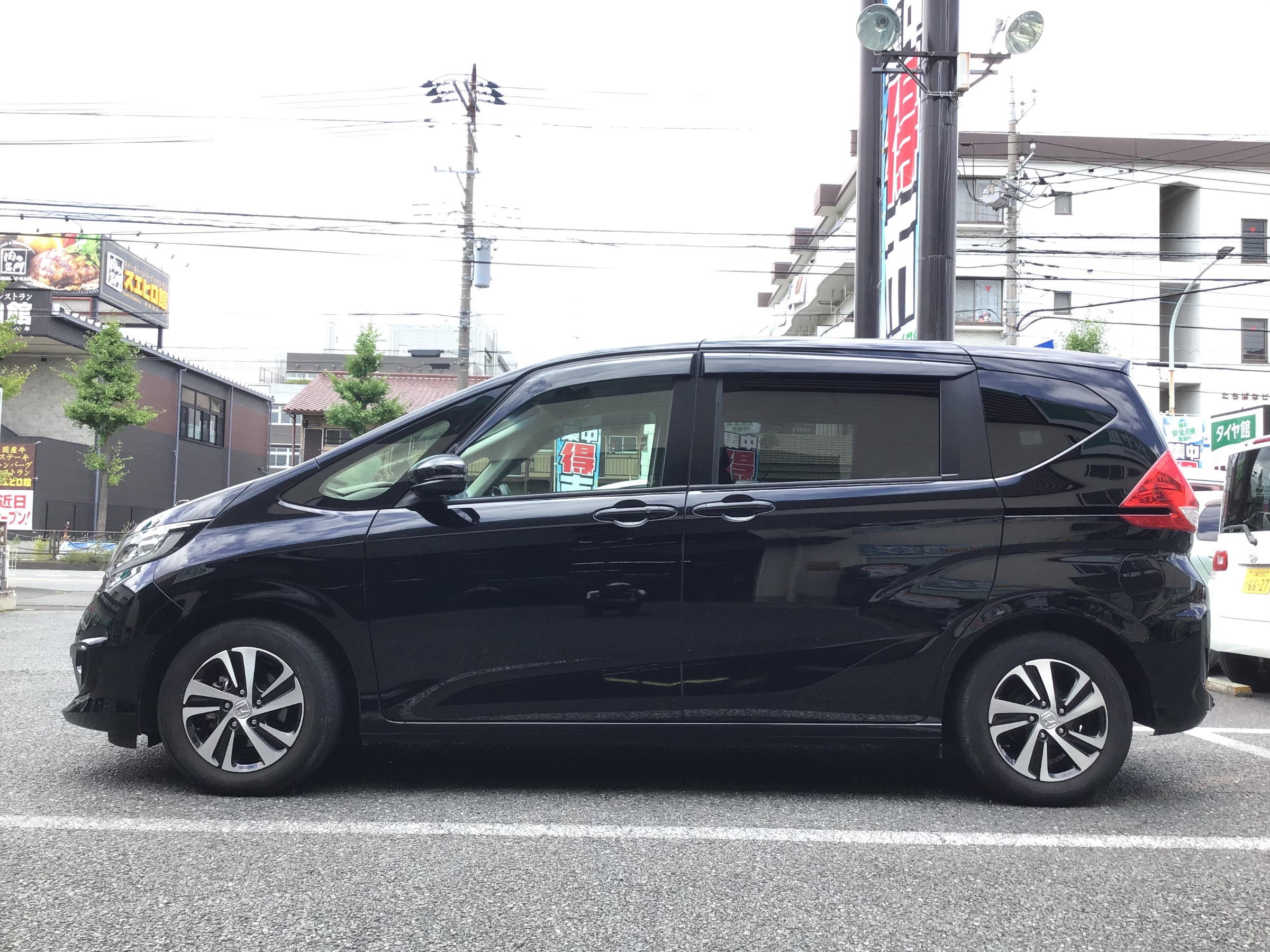 フリードホイール交換で足元からおしゃれに♪ | 店舗おススメ