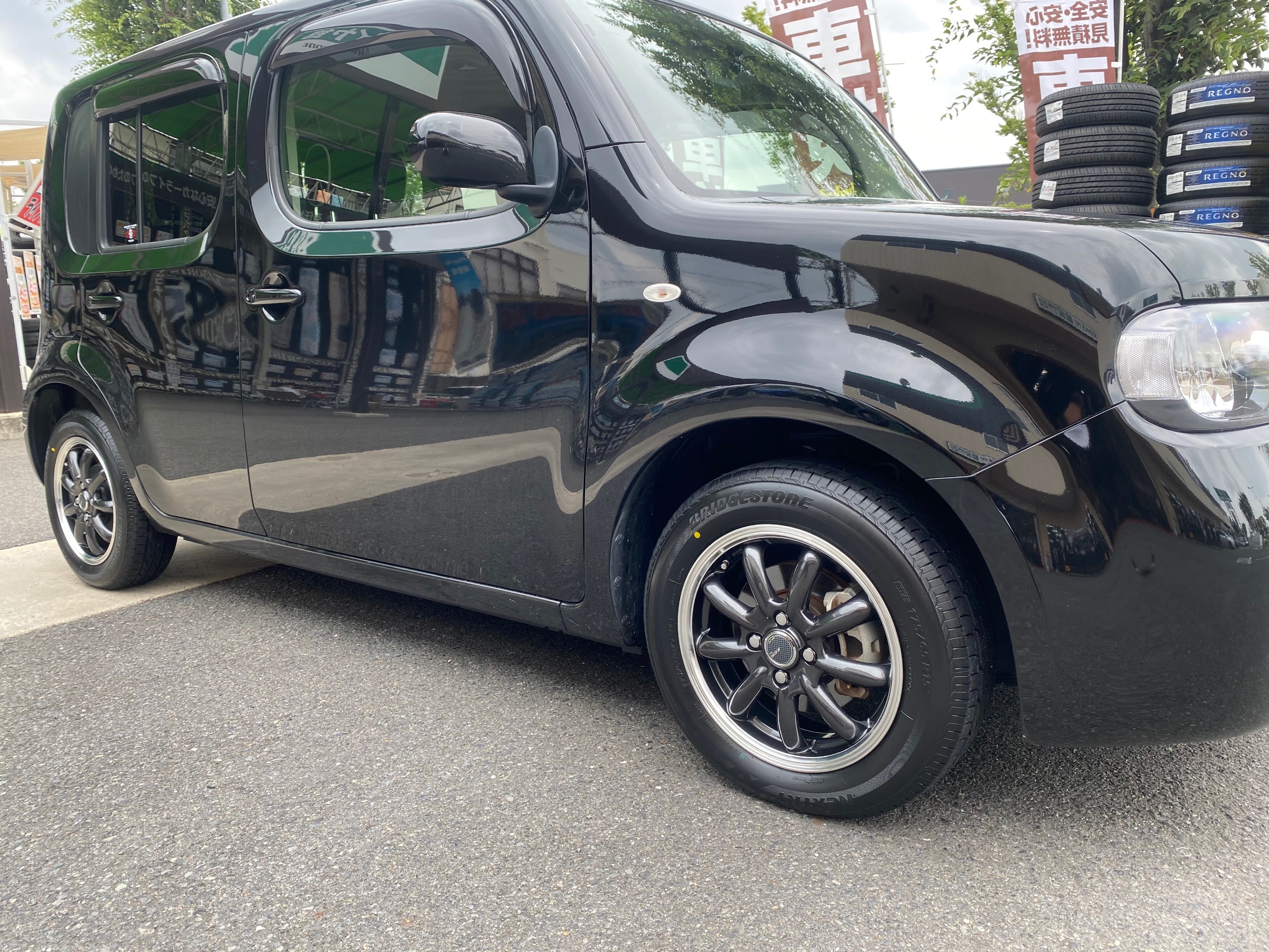 キューブにタイヤ ホイールお取付 日産 キューブ ホイール タイヤ ホイール関連 タイヤ ホイール交換 作業日誌 商品紹介 タイヤ館 則松 タイヤからはじまる トータルカーメンテナンス タイヤ館グループ