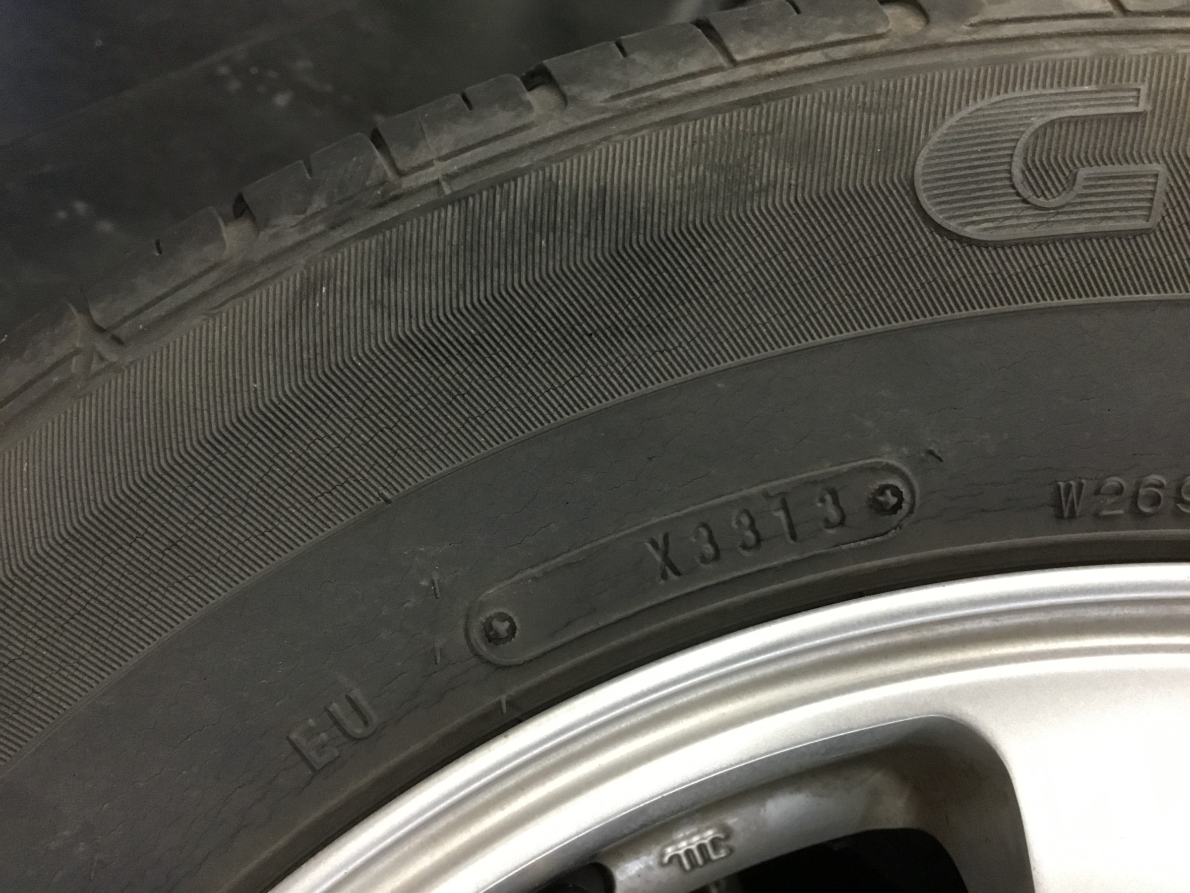 ノア タイヤサイズ 195 65r15 15インチ タイヤ交換 タイヤ タイヤ ホイール関連 タイヤ ホイール交換 スタッフ日記 タイヤ館 広島祇園 タイヤからはじまる トータルカーメンテナンス タイヤ館グループ