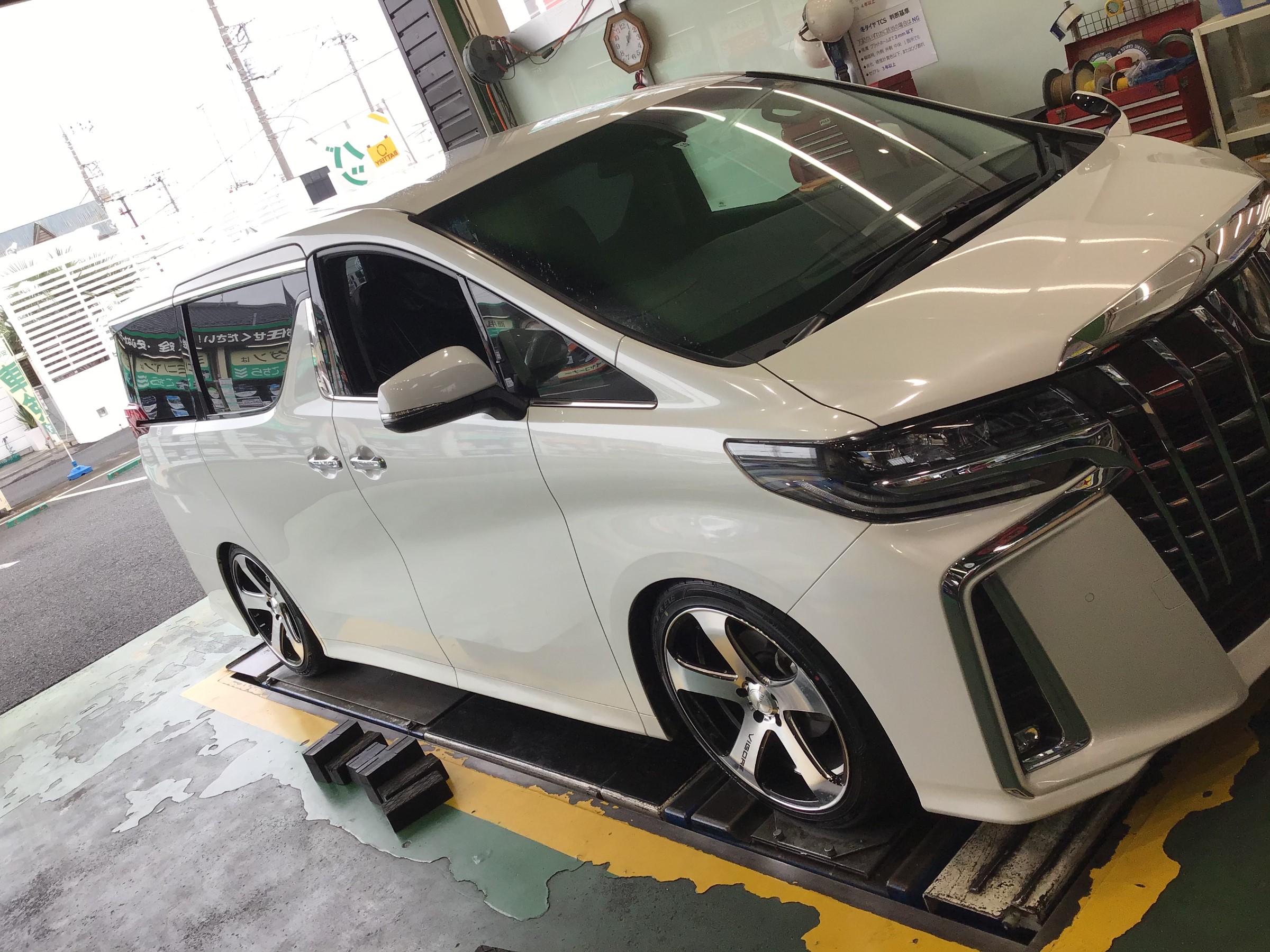 トヨタ 30 後期 アルファード 車高調 取り付け タナベ ZT40 | トヨタ 
