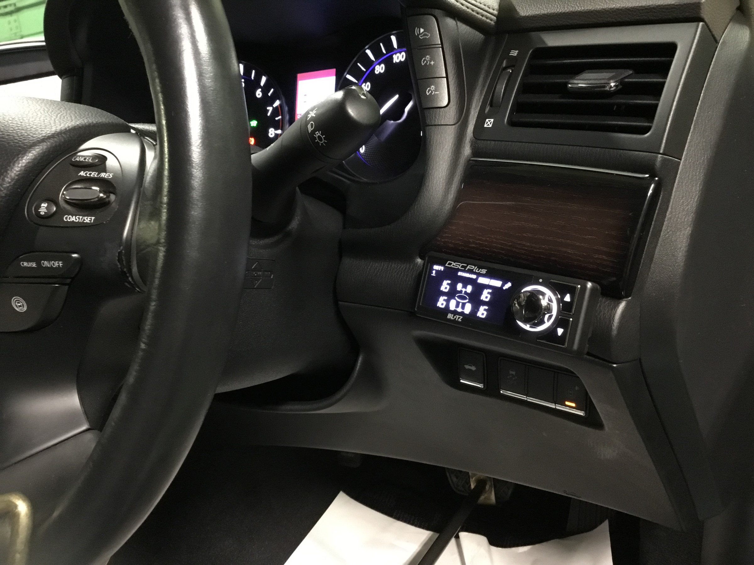 Hy51型フーガ Dsc付き車高調整式サスペンション取り付け アライメント調整 日産 フーガ その他 パーツ取付 サスペンション取付 技術サービスブログ タイヤ館 鎌ヶ谷 千葉県のタイヤ カー用品ショップ タイヤからはじまる トータルカーメンテナンス タイヤ