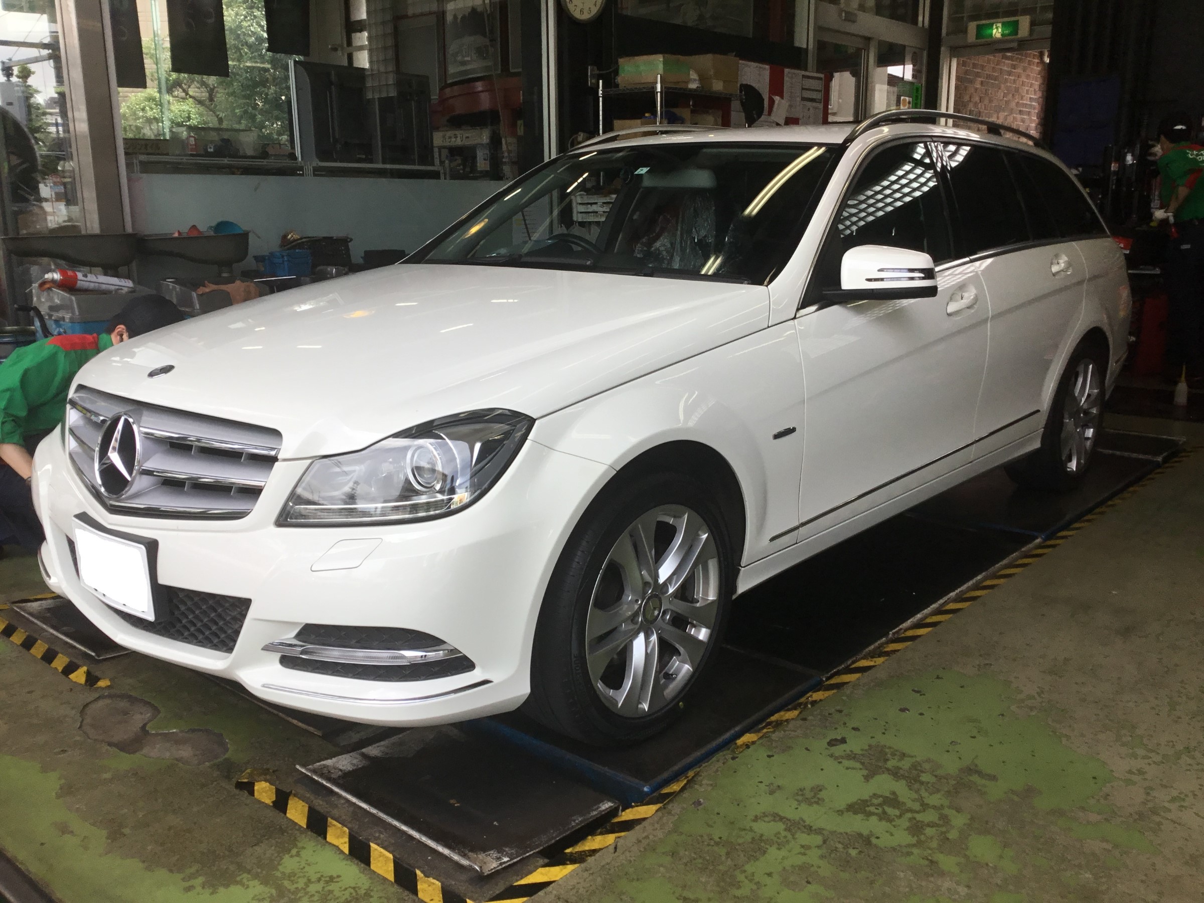 メルセデスベンツMercadas-Benz〉Cクラス(W204)純正17inch☆7.5J