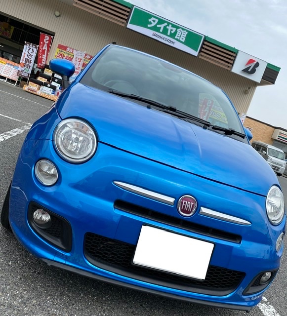 フィアット500s 319 アライメント調整 ナンバー灯交換 フィアット 500 メンテナンス商品 タイヤ ホイール関連 最新３dアライメントテスター導入 サービス事例 タイヤ館 西条 タイヤからはじまる トータルカーメンテナンス タイヤ館グループ