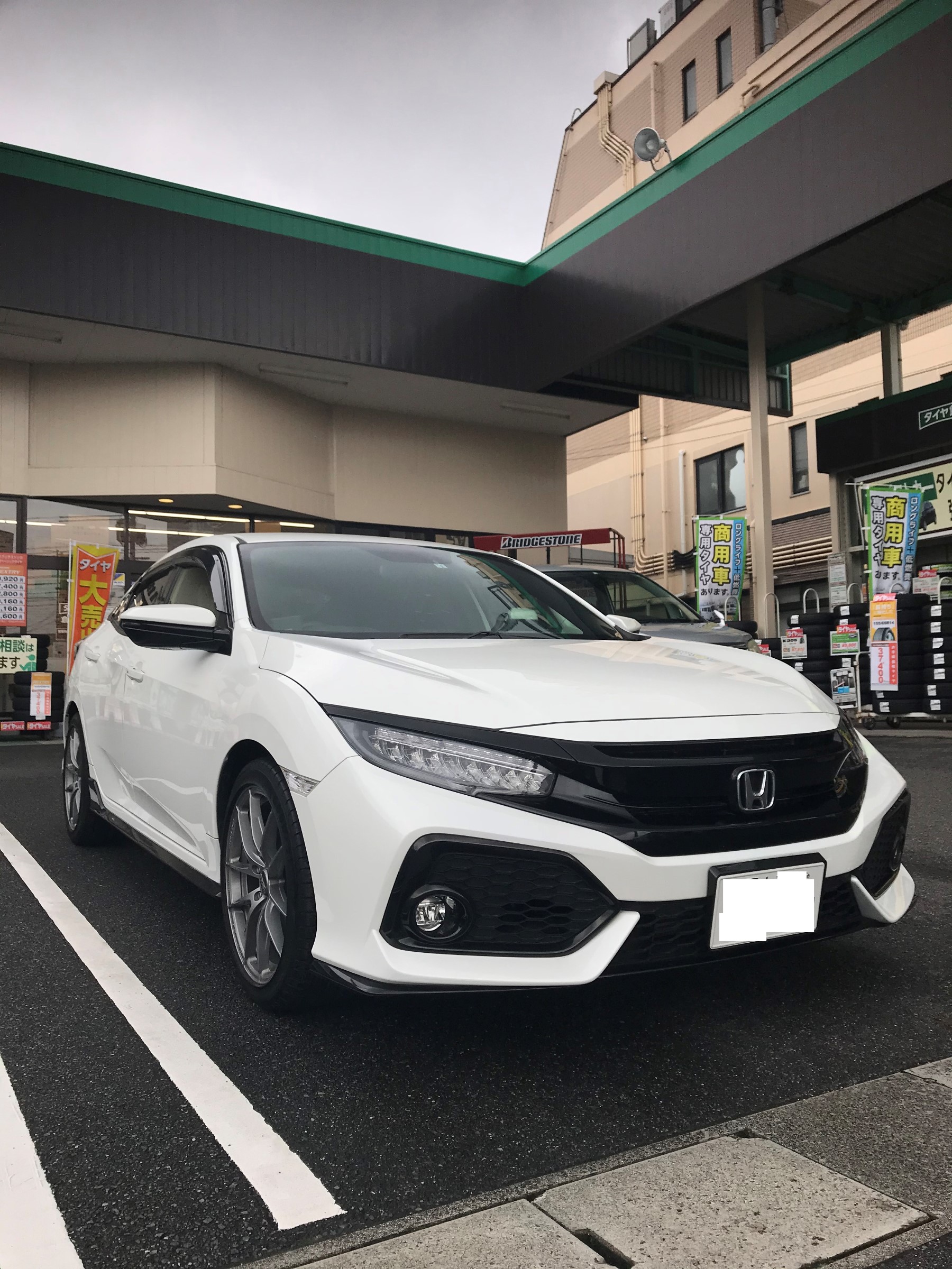 シビックハッチバックのマフラー交換 | ホンダ シビック その他 パーツ