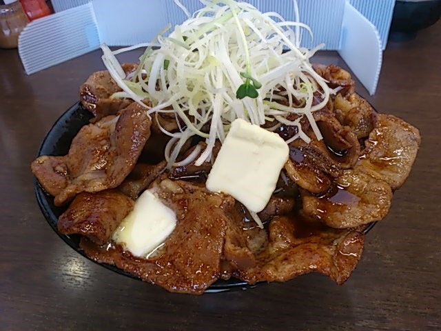 伝説のすた丼屋 スタッフ日記 タイヤ館 小平 東京都のタイヤ カー用品ショップ タイヤからはじまる トータルカーメンテナンス タイヤ館グループ